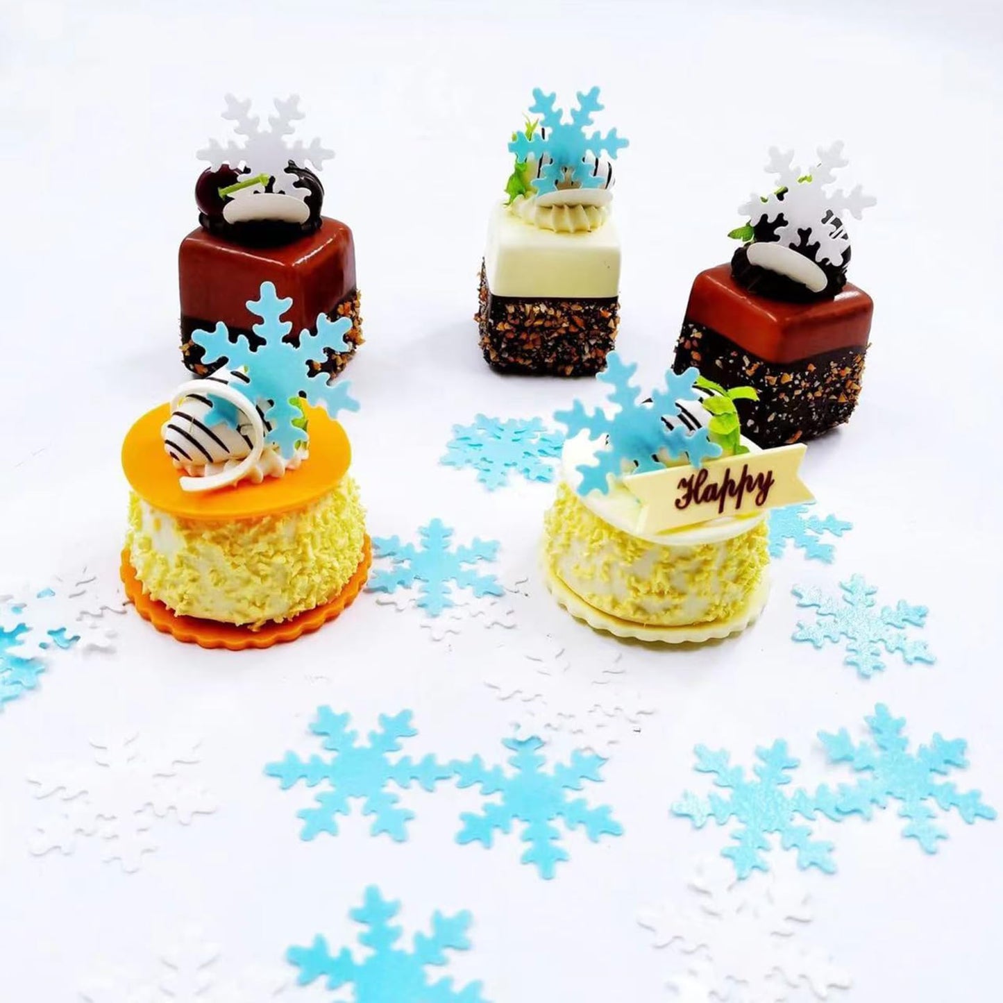 50PCS Edible Snowflakes for Cake Decorating Edible Christmas Cake Decorations Wafer Paper Snowflake Sprinkles Cupcake Toppers for Christmas Winter Holiday Frozen Theme Party Supplies (Blue+White mix)