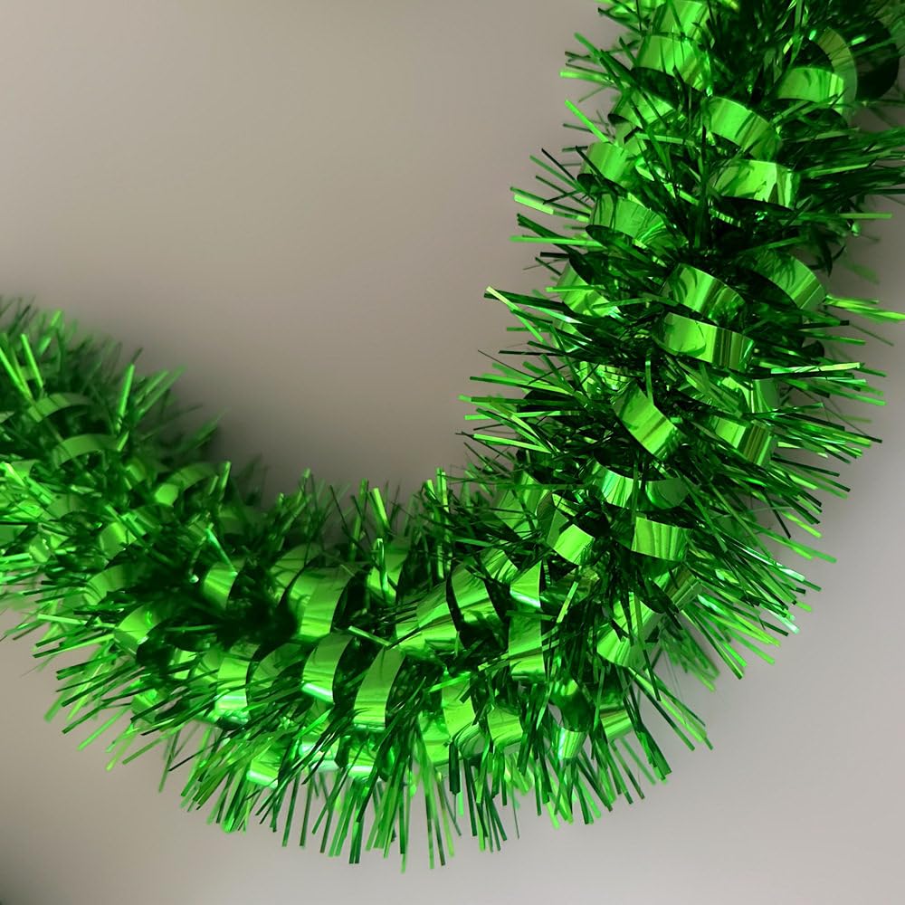 Yocknoce Green Tinsel Garland, 33 Ft Christmas Tree Decoration, St. Patrick’s Day Party Supplies, Green Theme, Jungle Safari Birthday Backdrop, Festive Indoor Decor