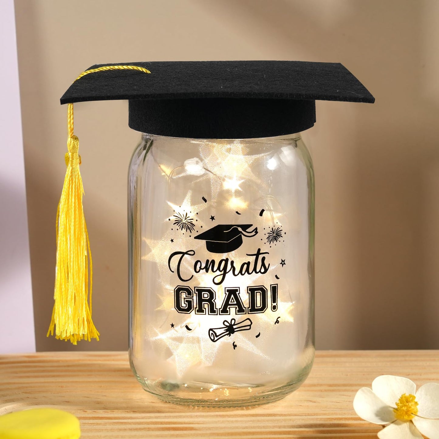 CUPLOOV 6 Sets 2026 Graduation Centerpieces for Tables, Mason Jar Centerpieces with Graduation Caps, Money Jars for College High School Congrats Grad Party Decor Supplies