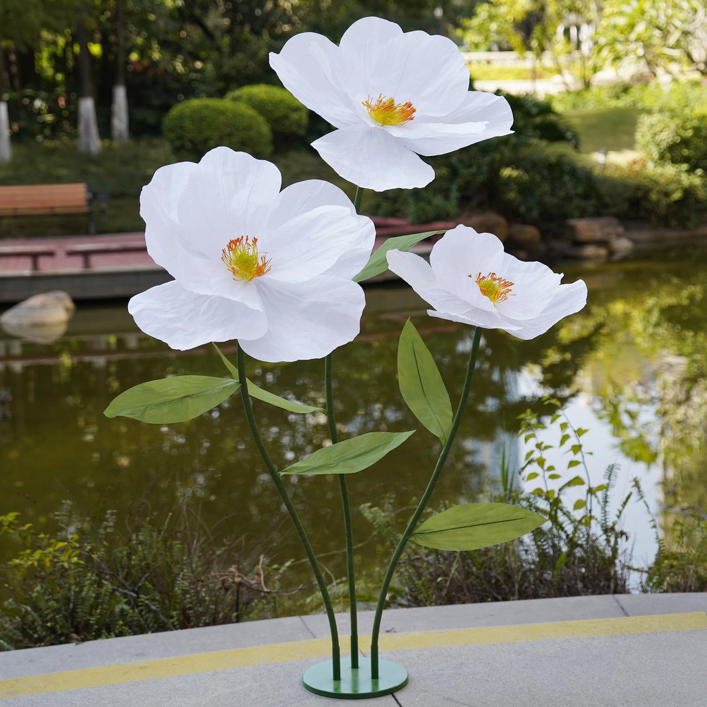 ZEYEXE Large Paper Artificial Flowers,Giant Flowers for Decoration,Huge Handcrafted Poppy Fake Flowers with Stand for Home Decor Bridal Shower Party Outdoors Yard Event Backdrop Decor (White)
