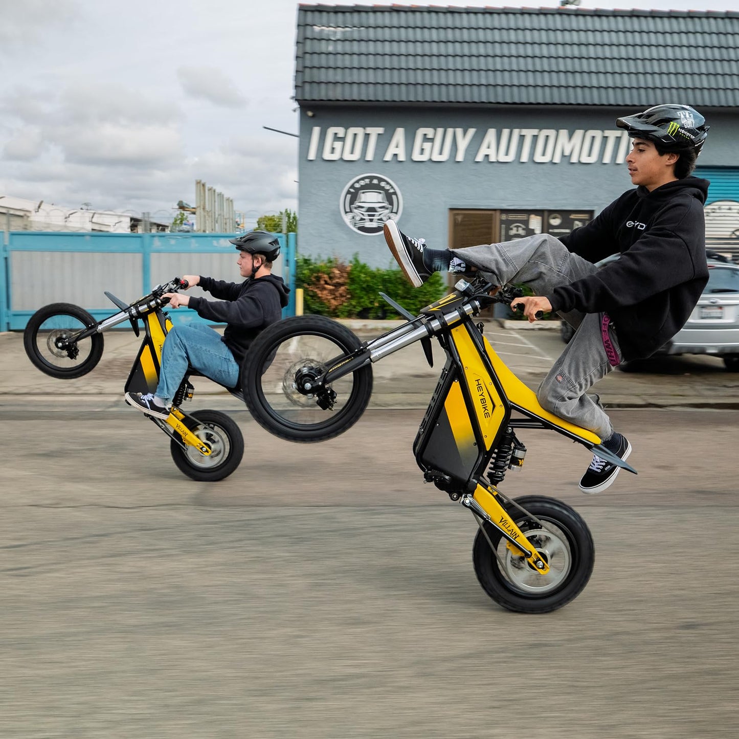 Heybike Villain Electric Dirt Bike with 4160W Motor, 52V 26AH E Dirt Bike, 14/12" Fat Tire Dirtbike with Hydraulic Brakes, Up to 45 MPH & 50 Miles Moped Style Ebike(Standard; Sunflower Yellow)