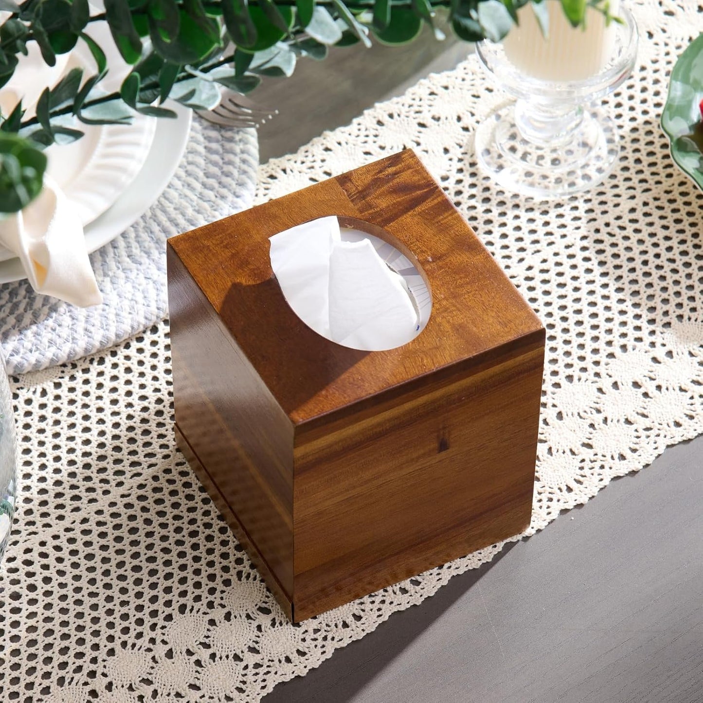 YANGQIHOME Tissue Box Cover Square, Acacia Wood Tissue Holder for Bathroom, Living Room, Dining Table, Decorative Cube Facial Tissue Box Cover, 5.3 x 5.3 x 6.1 inches