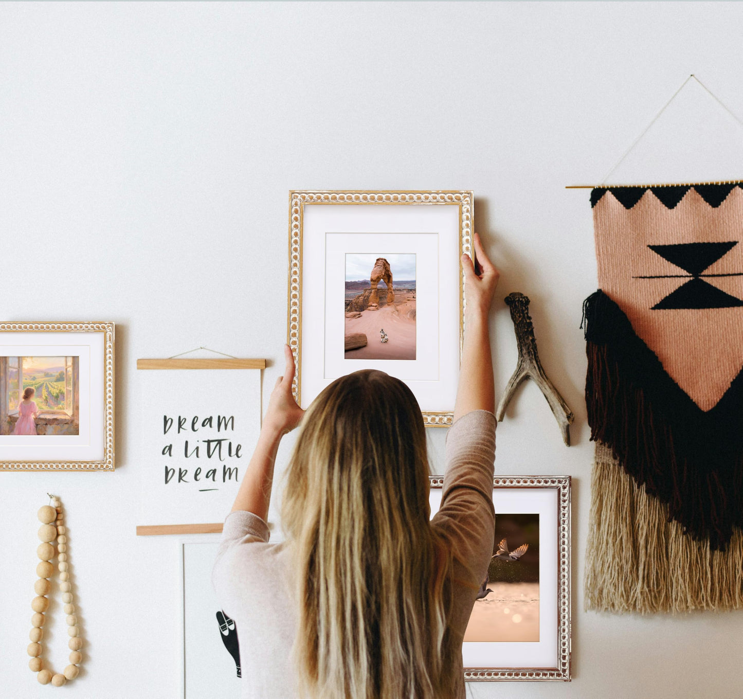 ScandiNest 5x7 Rustic Picture Frame, Decorative Distressed Beaded Detailing, Natural Pine Wood with Real Glass, Matted to 4x6 Photo, Gallery Wall and Tabletop Display, Brown