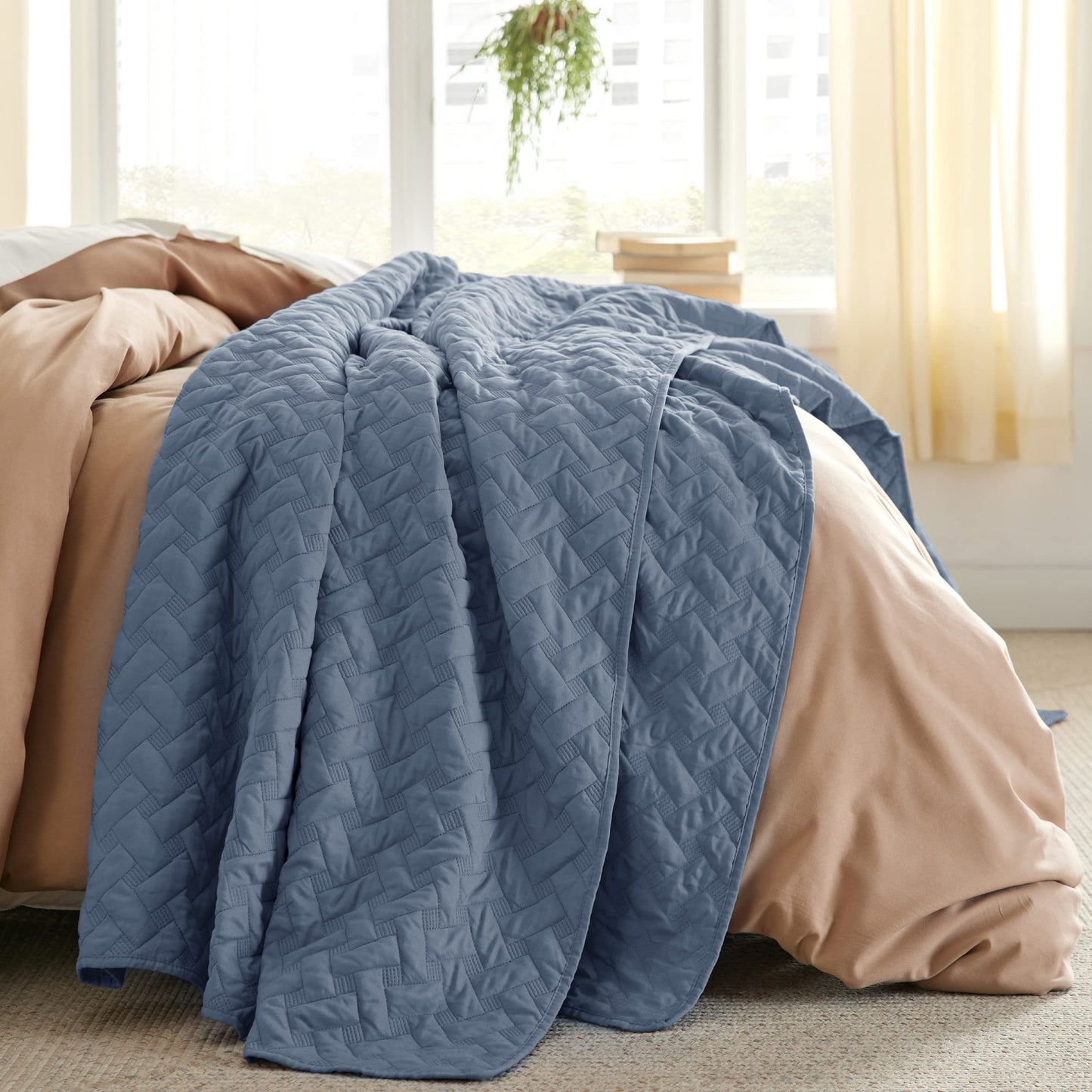 Bedsure Quilts Queen Size - Lightweight Bedspreads Queen Size with Basket Weave Pattern, Soft Quilt Bedding Set, Mineral Blue Comforter Set Coverlet for All Seasons with 2 Pillow Shams (90" x 96")
