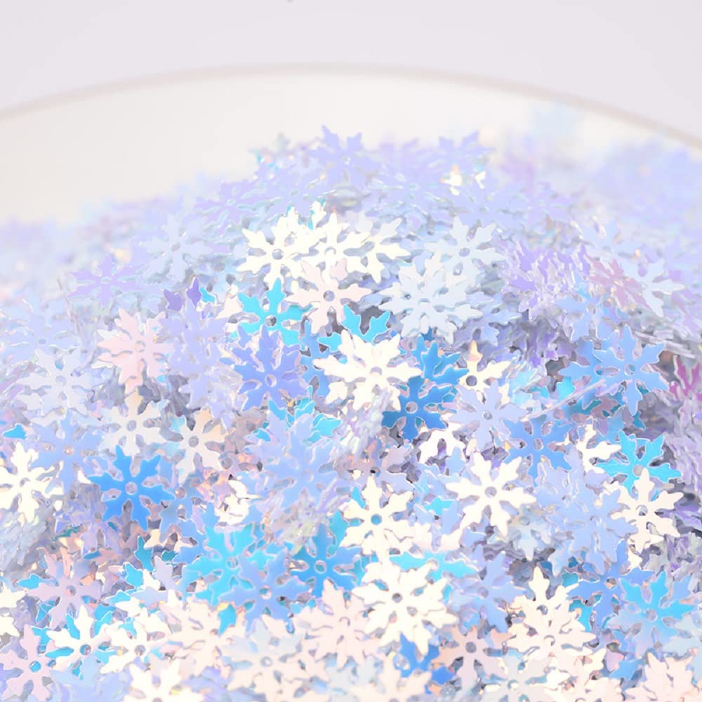 2000 Pieces/50g Snowflakes Party Glitter PVC Confetti for Christmas Table Confetti Glitter for Winter Snowfield Wonderland Xmas Party Supplies DIY Craft Projects Party Decorations