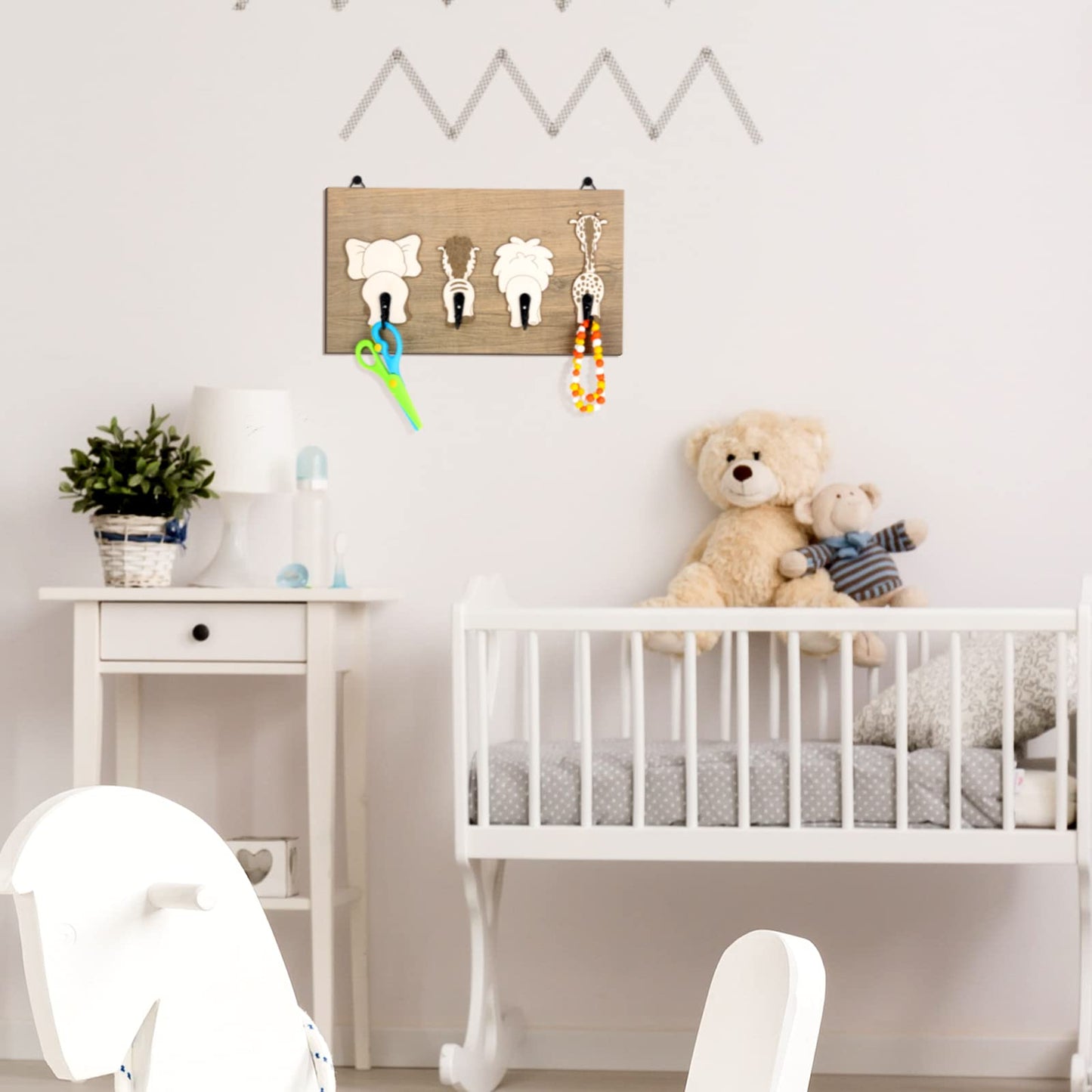 Yookeer Safari Animal Wall Hooks Kids Coat Hooks Wooden Safari Jungle Baby Nursery Wall Decor Decorative Elephant Lion Giraffe Zebra Hanger for Nursery Bathroom Bedroom Home Decor