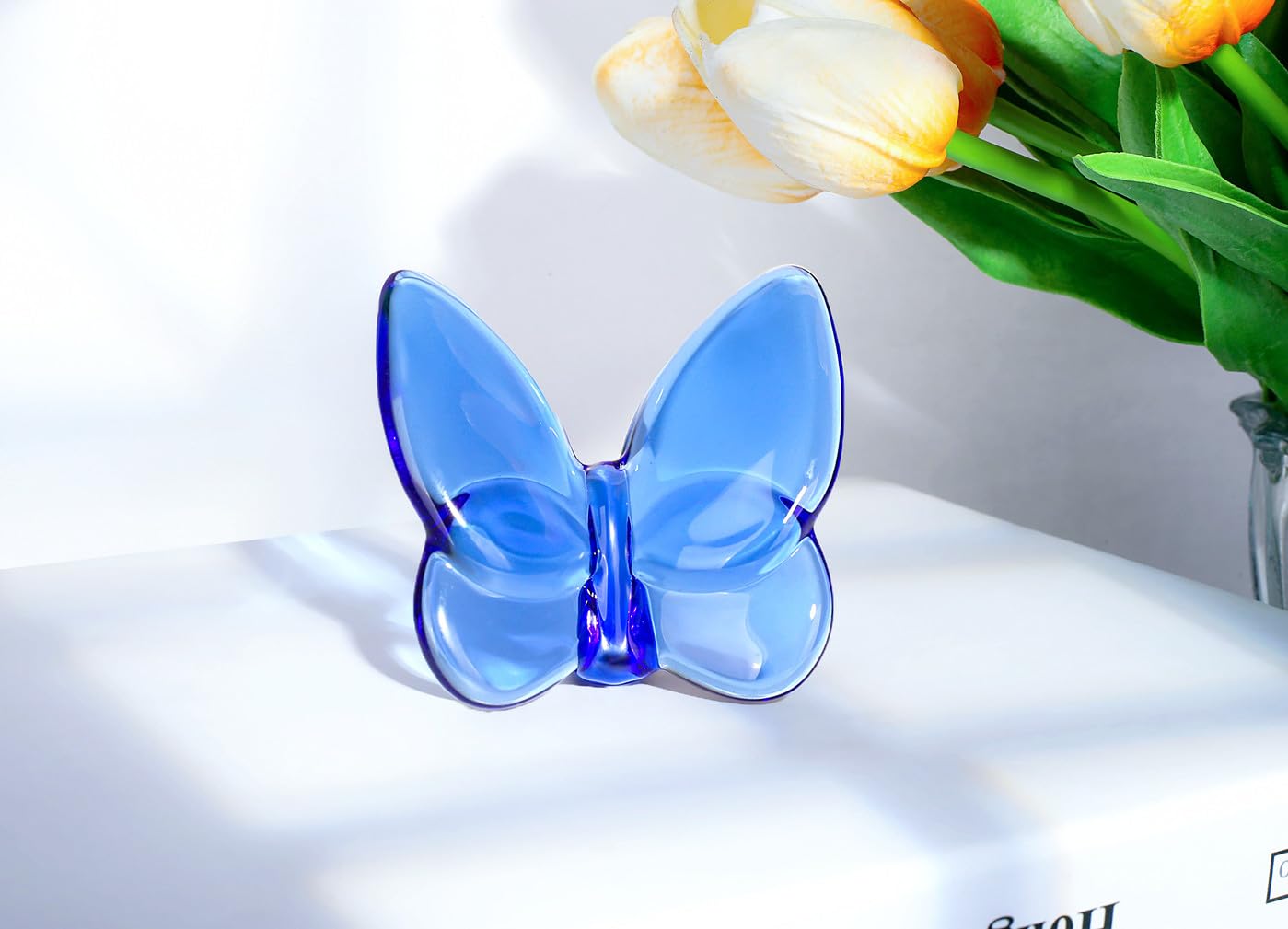 DUQGUHO Butterfly Gifts Decor Blue Butterflies Crystal Glass Figurines Flying Crystal Animal Collectible Desk Home Bedroom Office Decoration