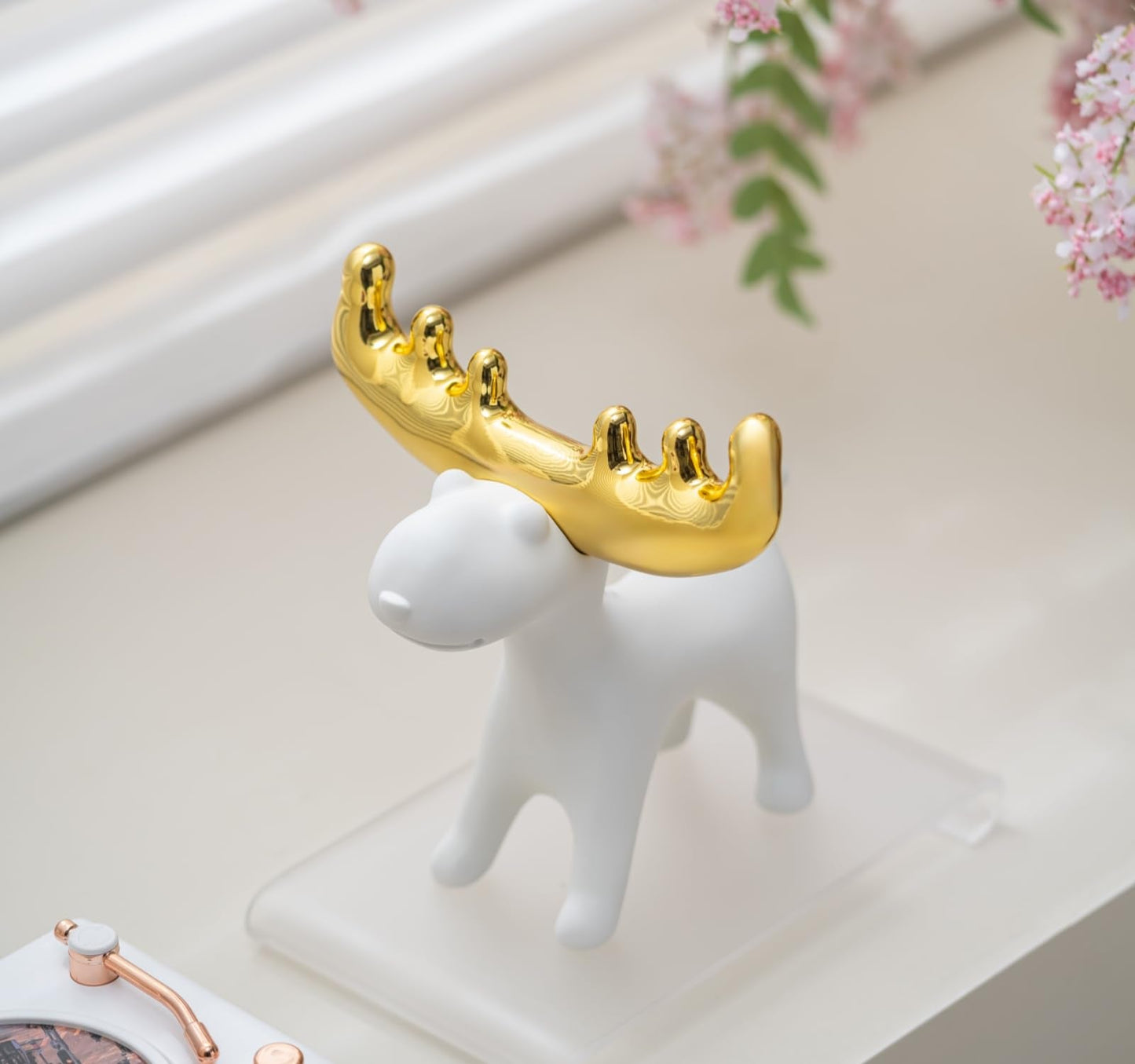 ZMLOOK Modern White Resin Deer Figurine with Gold Antlers – 7.48 x 69 x 7.72 Minimalist Animal Sculpture for Home & Desk Decor(Standing/Reclining Style)