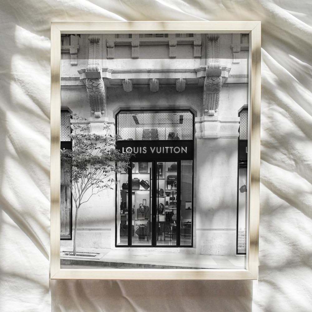 Glam Wall Art For Women 11x14 - Luxury Wall Art, Fashion Wall Decor for Womens Home Decor - Design Art for Living Room, Bedroom - Gift for Fashionista Woman - Haute couture Picture Print