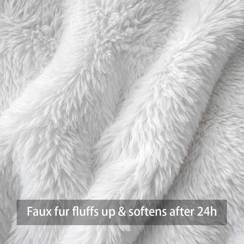 4TH Emotion Christmas Tree Decorative Pillow Covers 18x18 Set of 2, White Soft Plush Faux Fur Farmhouse Throw Cushion Cases for Xmas Winter Holiday Home Decor