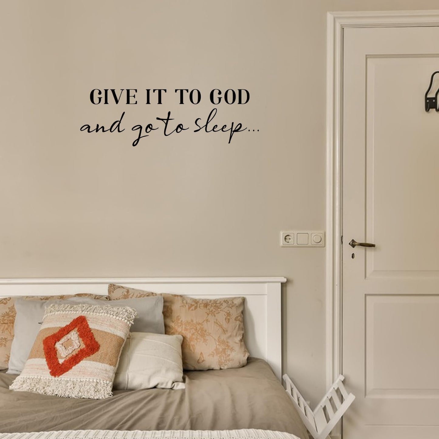 SUPERDANT Wall Decals Give It to God Quotes Wall Stickers Vinyl Art Decor Stickers DIY Saying Vinyl Art Decal Sticker Home Decoration for Living Room Bedroom Kitchen School Dormitory Wallpaper Decor