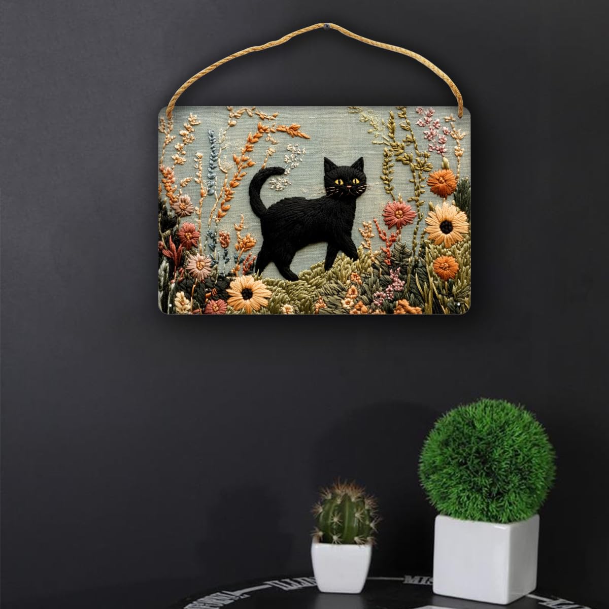 CDSASHCA Embroidered Black Cat In Flowers Wooden Sign 12x8 Inch, Charming Pet Wood Wall Art for Living Room, Rustic Farmhouse Wall Decors, Ideal for Cat Lovers & Nature Enthusiasts