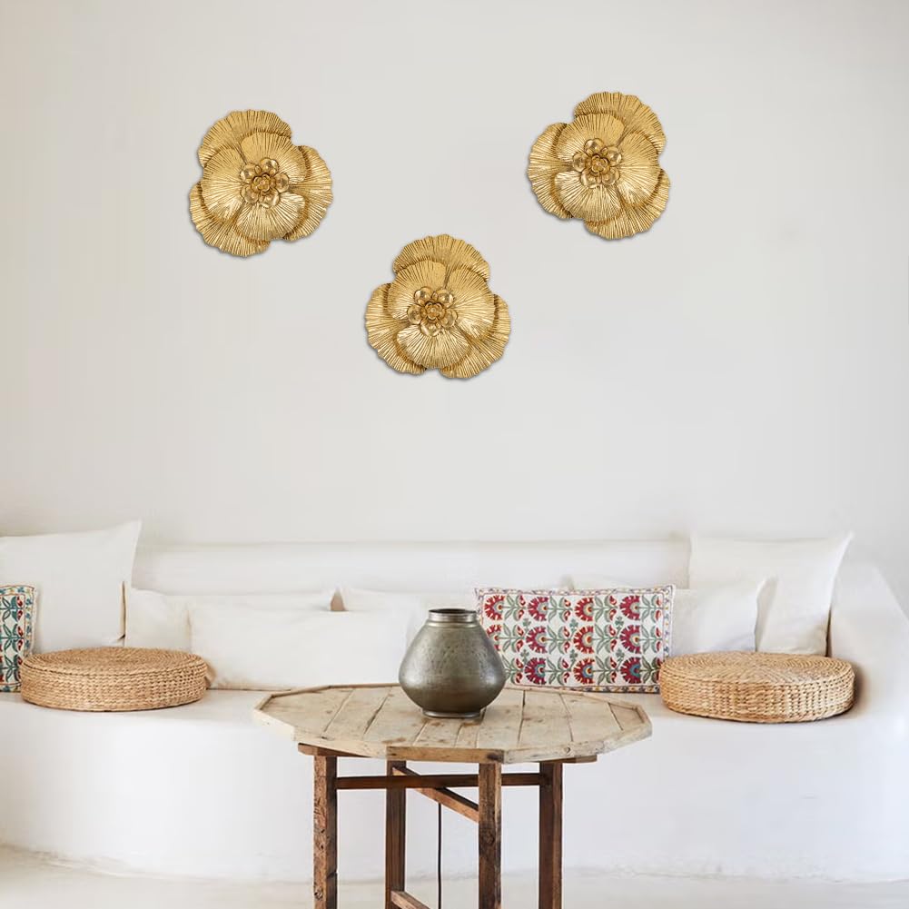 DILATATA 3 Pcs Metal Flower Wall Art Set 10 Inch Rustic Modern Floral Sculpture 3D Metal Flower Wall Hanging Accent for Indoor Living Room Bedroom Kitchen Bathroom Garden Patio Decor - Gold
