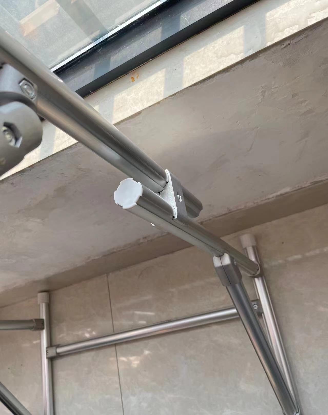 Embroidery Frame,,Embroidery Stand Cross Embroidery Frame Embroidery Auxiliary Tool Adjustable Floor Stand Lean Tube Suitable for Craftsmanship and Sewing, 39.37*28.34*20.47in, Silver