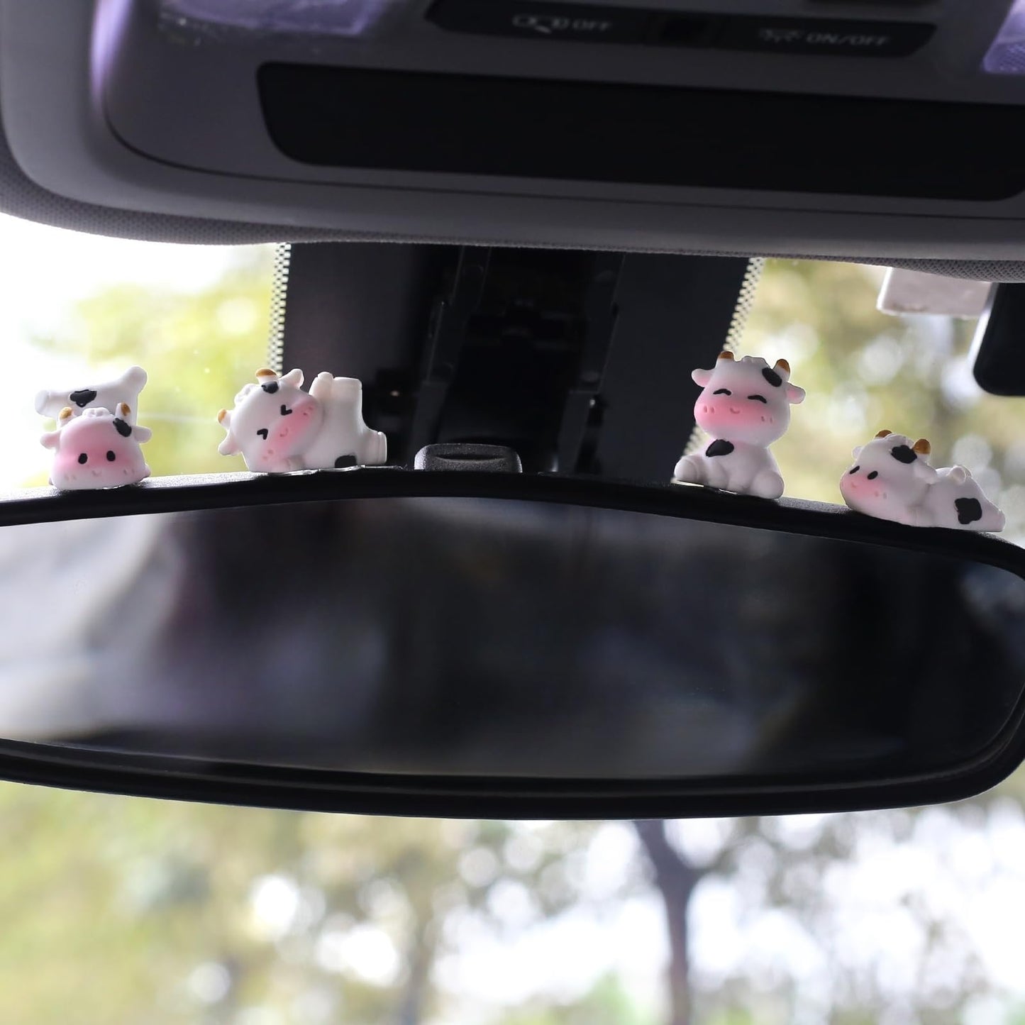 6 Pcs Mini Cows Car Accessories, Cow Print Dashboard Decorations & Rear View Mirror Ornaments, Cute Car Decor for Women Girl