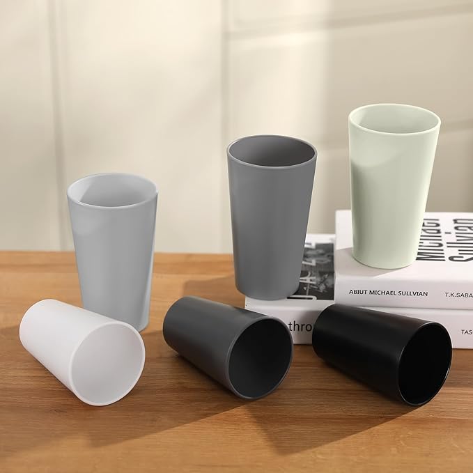 HEYCOME 24 Pcs Unbreakable Plastic Cups Set, 20 oz Reusable Plastic Cups, Stackable Water Tumblers, Drinking Cup for Kitchen, Outdoor, BPA-free, Dishwasher Refrigerator and Microwave Safe, Black
