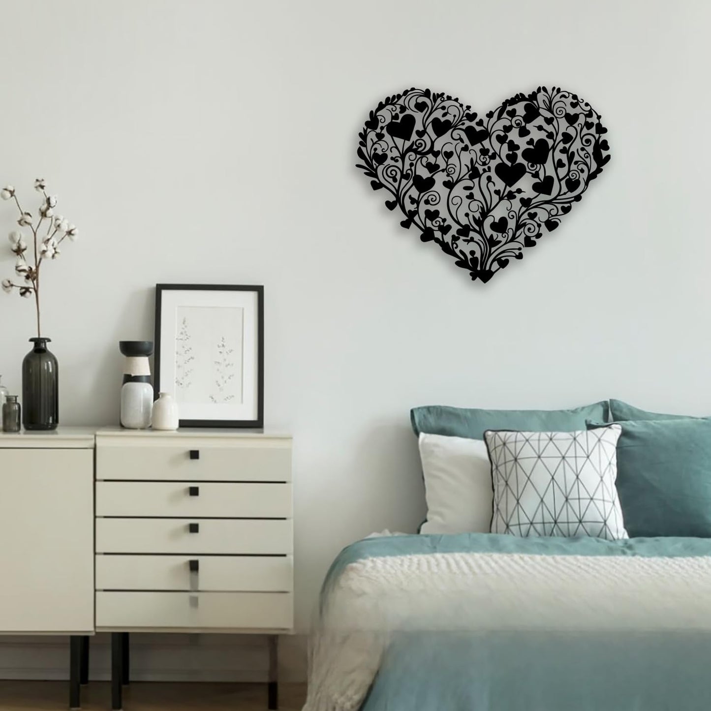 OPTYBVFD Heart Flower Metal Wall Decor - Love Room Decor Wall Art Home Decor for Living Room, Bedroom, Dining Room, Bathroom, Office (Black)