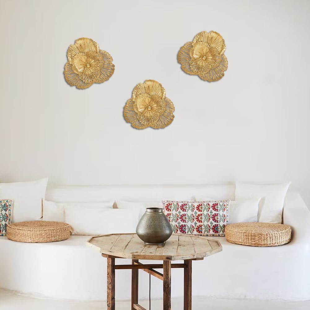 DILATATA 3 Pcs Metal Flower Wall Art Set 10 Inch Rustic Modern Floral Sculpture 3D Metal Flower Wall Hanging Accent for Indoor Living Room Bedroom Kitchen Bathroom Garden Patio Decor - Gold