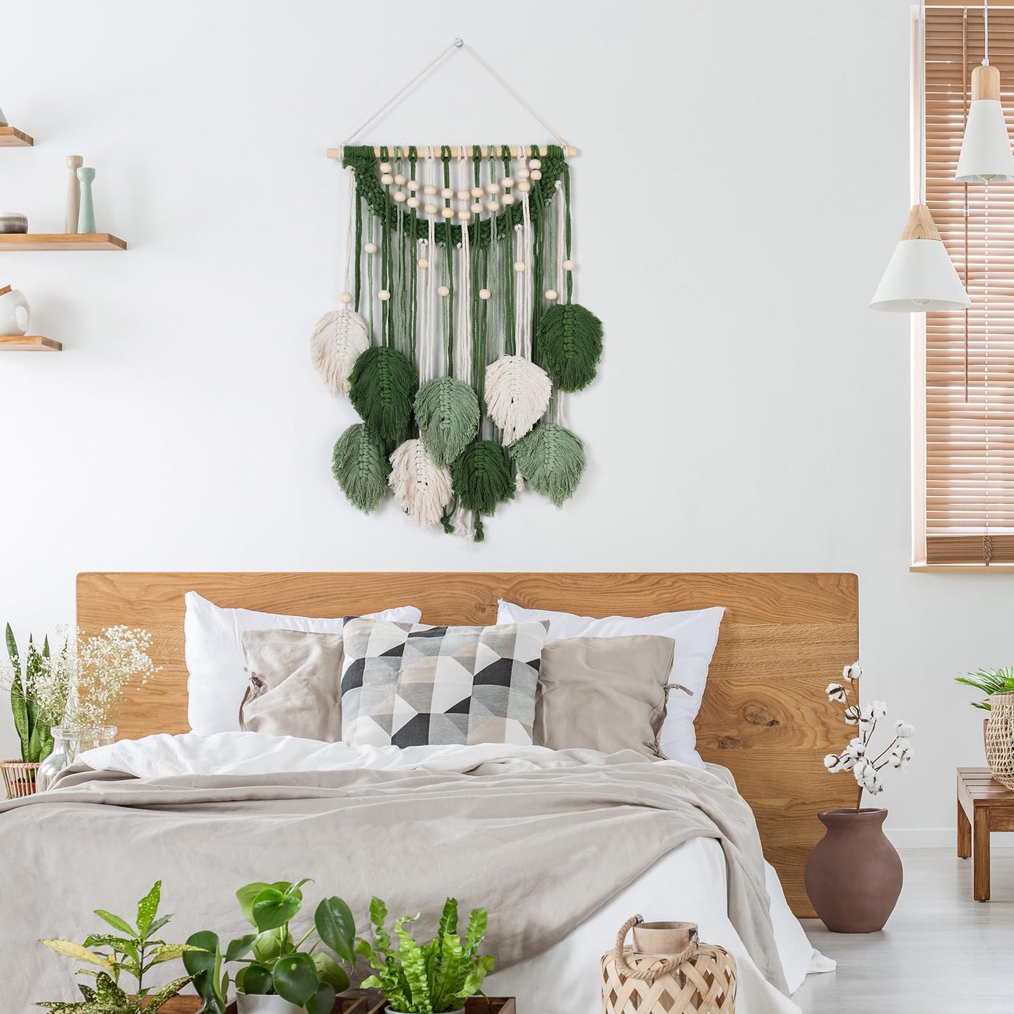 Newwiee Leaves Macrame Wall Hanging Boho Feather Macrame Wall Decor Woven Tapestry Green Stylish Feather Hanging for Nursery Bedroom Living Room 27.6 x 15.8 Inch
