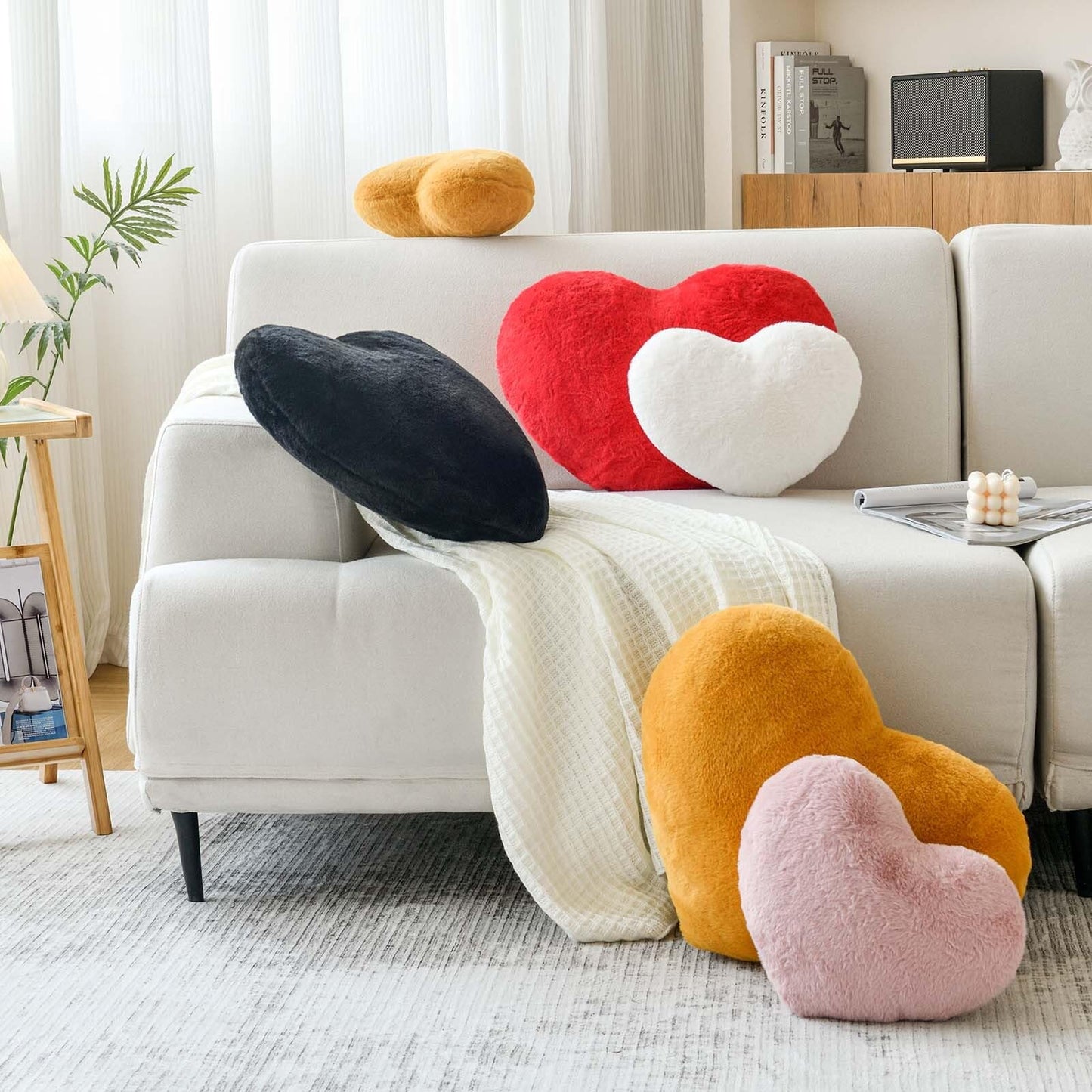 XVTRU Dusty Pink Heart Pillows, Cute Heart Decorative Pillow, Heart Shaped Throw Pillows for Bed, Faux Rabbit Fur Plush Hoom Decor Pillow Cushion for Chair Sofa Living Room (Mini 12.9" x 9.8")