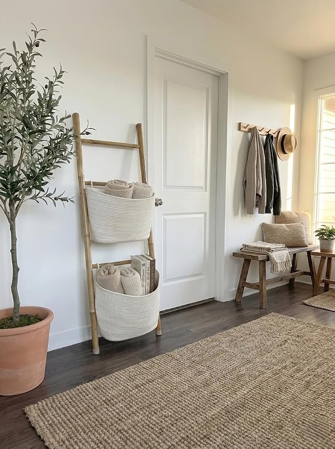 Bamboo Blanket Ladder with 2 Woven Storage Baskets, Handcrafted 55in Decorative Ladder for Blankets, Leaning Blanket Holder for Living Room, Towel Ladder for Bathroom & Quilt Display Rack