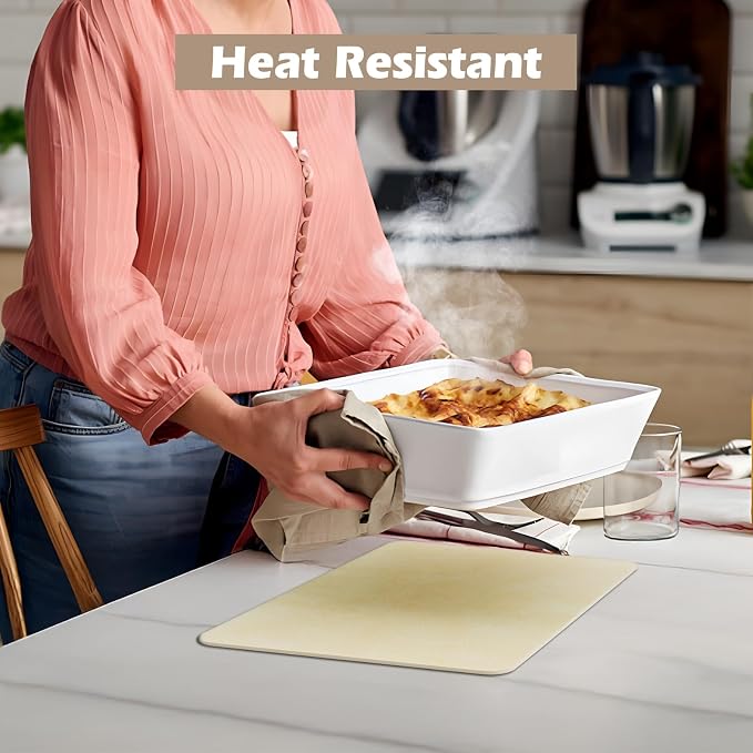 Aofmee Faux Leather Placemats Set of 6 - Waterproof - Wipeable - Washable - Heat Resistant - Anti Slip Stain Resistant Kitchen Dining Table Place Mats, Suitable for Indoor & Outdoor Use, Easy to Clean