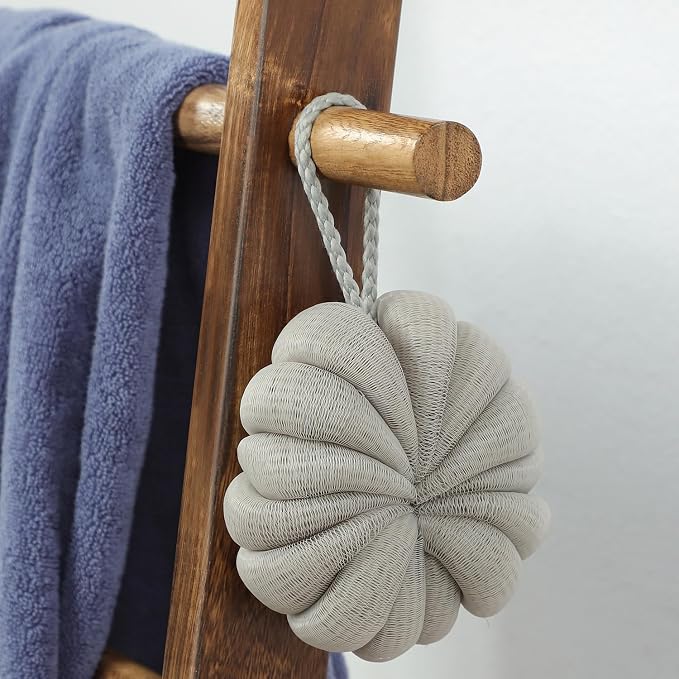 Taozun 67-Inch Towel Ladder with Basket for Bathroom Storage, Rustic Wooden Blanket Ladder with Hooks for Farmhouse Display, Wall Leaning Towel Ladder with Laundry Basket Organizer