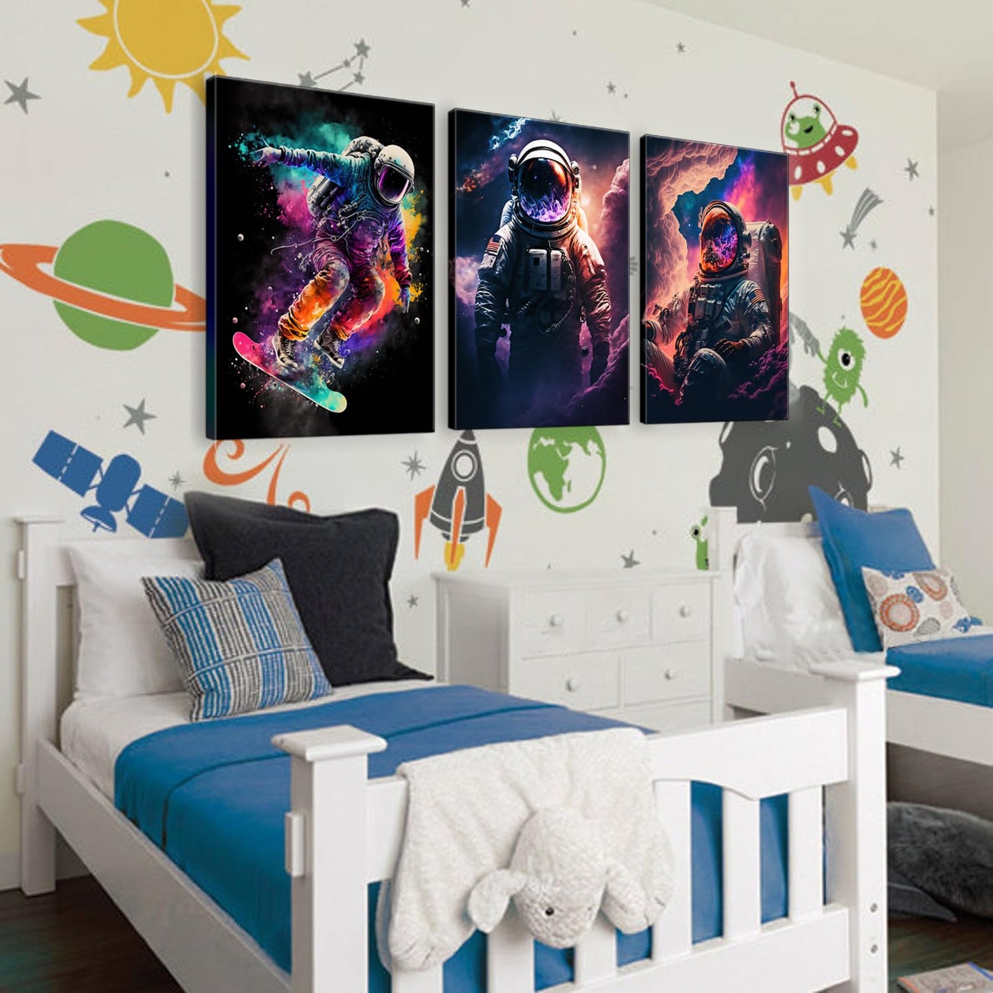 Framed Astronaut Wall Art Space Pop Culture Graffiti Street Art Painting Pictures Wall Decor Canvas Prints Modern Gifts For Man Artwork Space Boys Room Home Decor For Bedroom Living Room Office