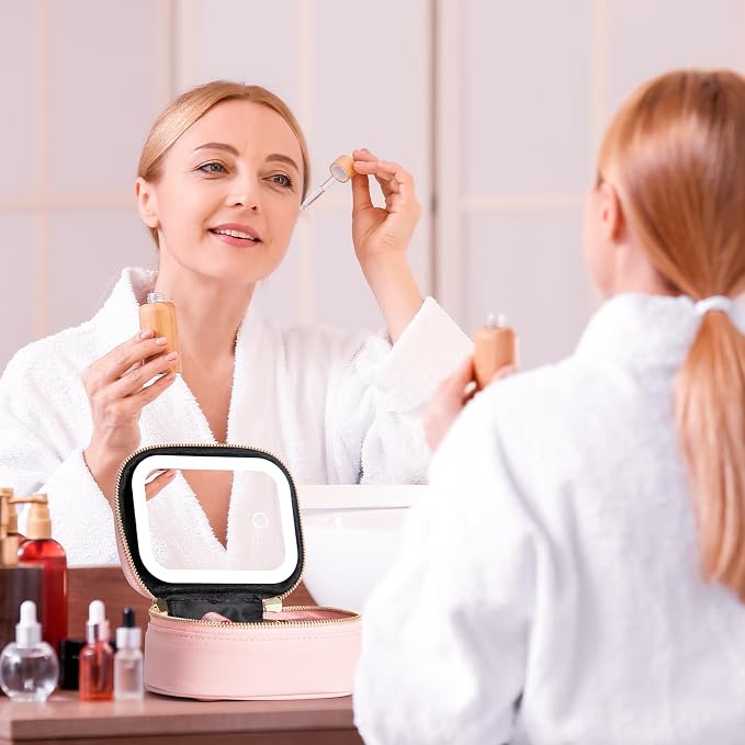 Mini Makeup Bag with Led Mirror, Small Travel Make up Bag 3 Light Modes Adjustable Brightness, for Women Organizer Cosmetic Bag, Portable Travel Train Toiletry Bag, for Pool Parties Work Touch-Ups