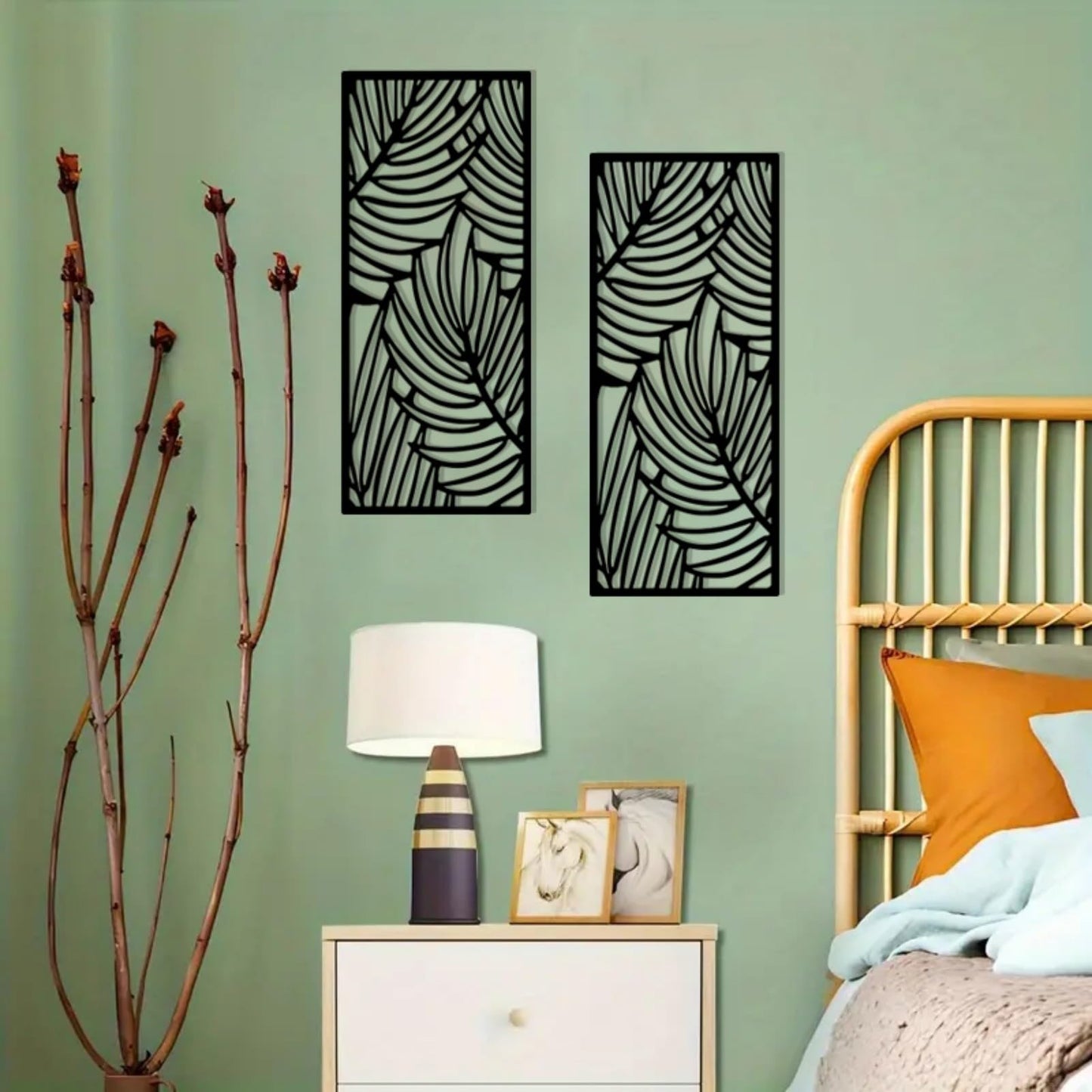 DUOOLN Metal Leaf Wall Decor Art, Minimalist Bohemian Tree Branches Leaves Sculpture Silhouette Ornament Hanging Sign for Home Balcony Garden Living Room Christmas Housewarming Gift-16.9 * 7.28in