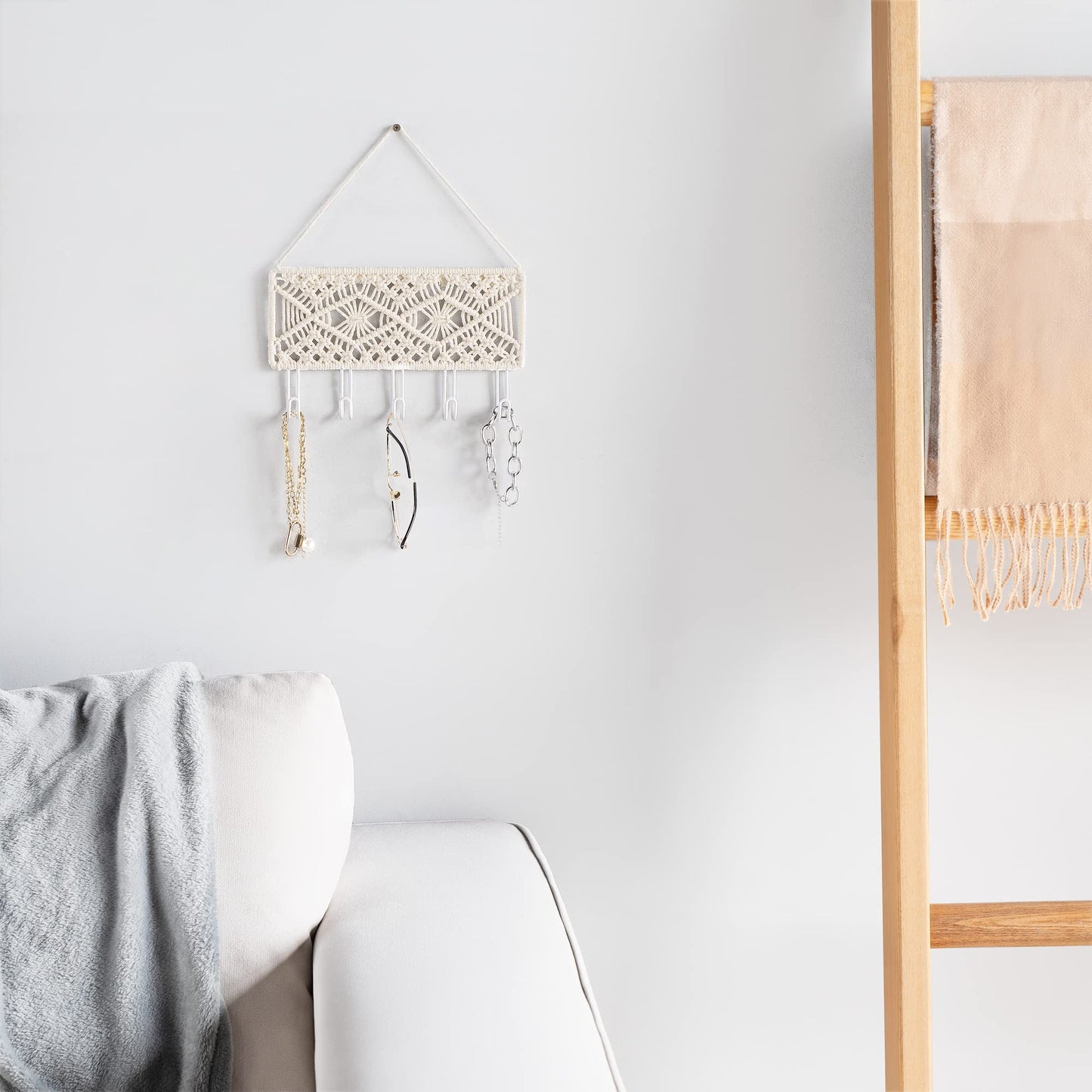 Mkono Macrame Hanging Photo Display Wall Decor and Key Holder for Wall Decorative Small Macrame Key Holder Boho Home Decor