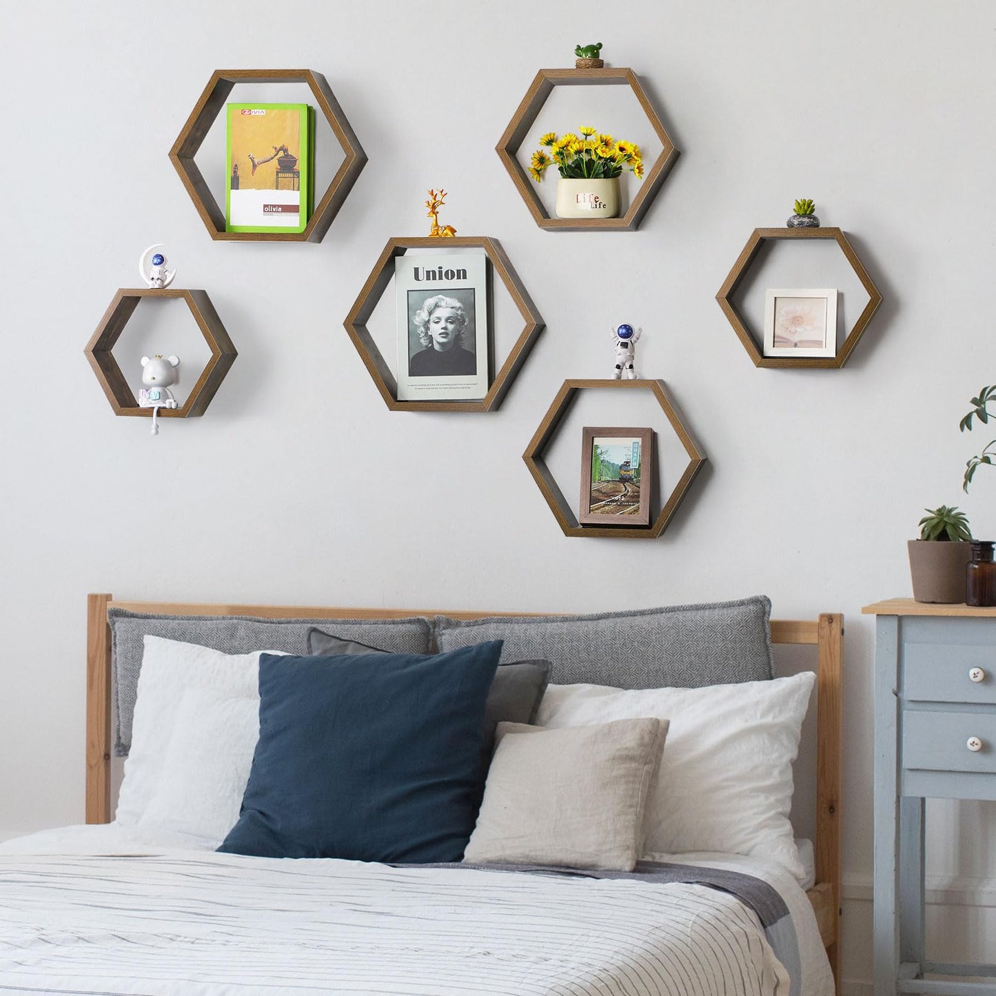 YBING Hexagon Shelves for Wall, Wood Honeycomb Floating Shelves Set of 6,Farmhouse Hexagonal Decorative Storage Shelf MDF for Living Room Bedroom Brown