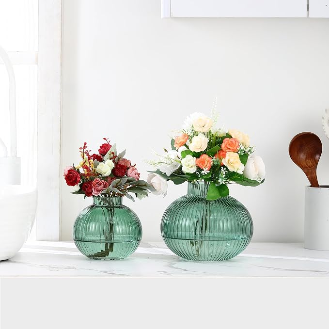 Green Glass Vases for Tulips, Set of 2, Flower Vases for Bouquet, Ribbed Glass Vase for Flowers, Short Vase for Living Room, Office, Coffee Table, Shelf, Wedding
