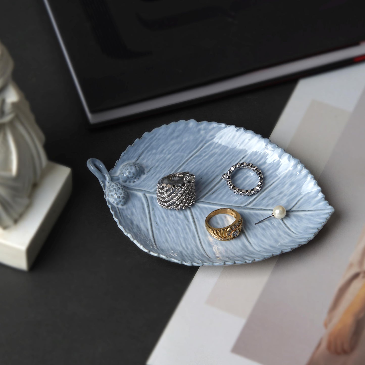 Ceramic Jewelry Dish, Decorative Tray for Rings Earrings Necklaces Bracelet Watch Keys, 4.50" Trinket Tray as Gifts for Women (Antique Leaf)