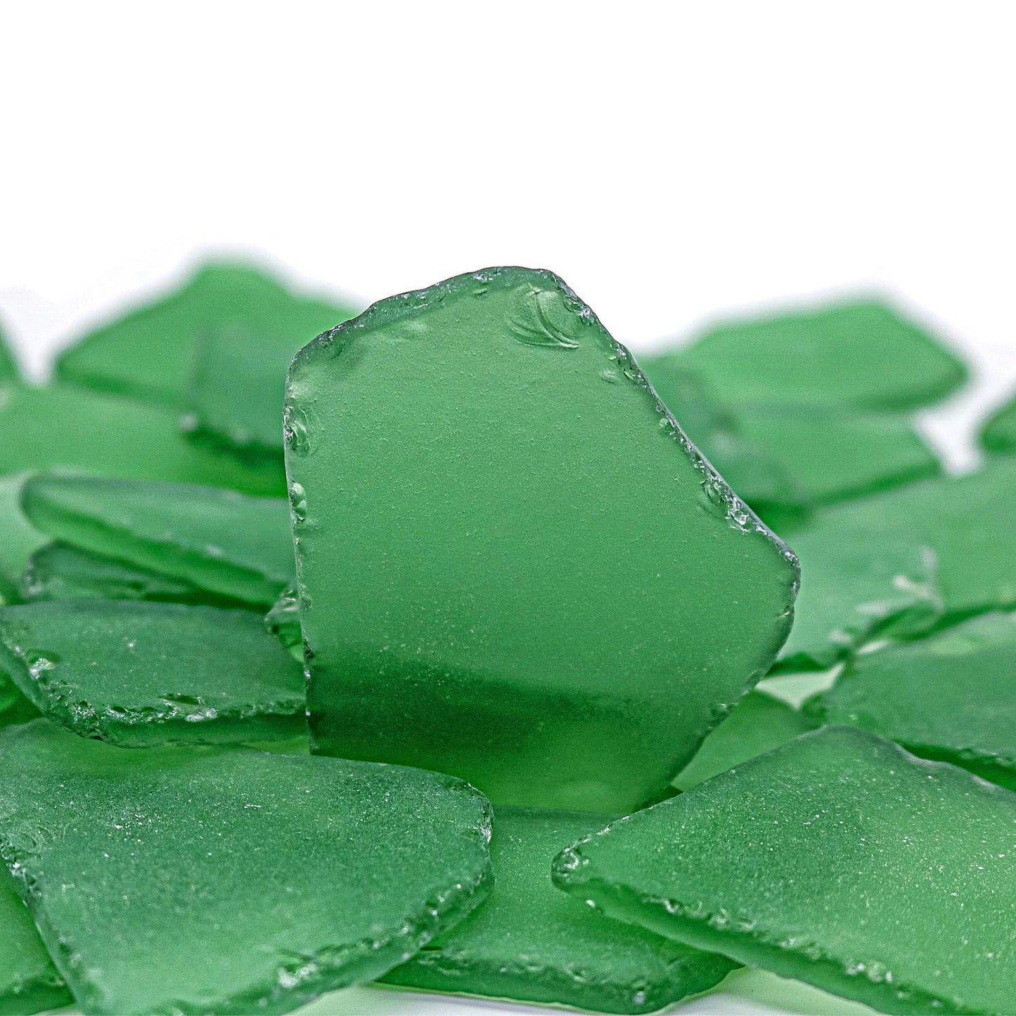 Tumbled Sea Glass 31oz - Frosted Crafting Gems for Christmas Tree Decor, Wreath DIY & Vase Filler | Beach Glass Pieces for Holiday Crafts and Home Décor(Dark Green)