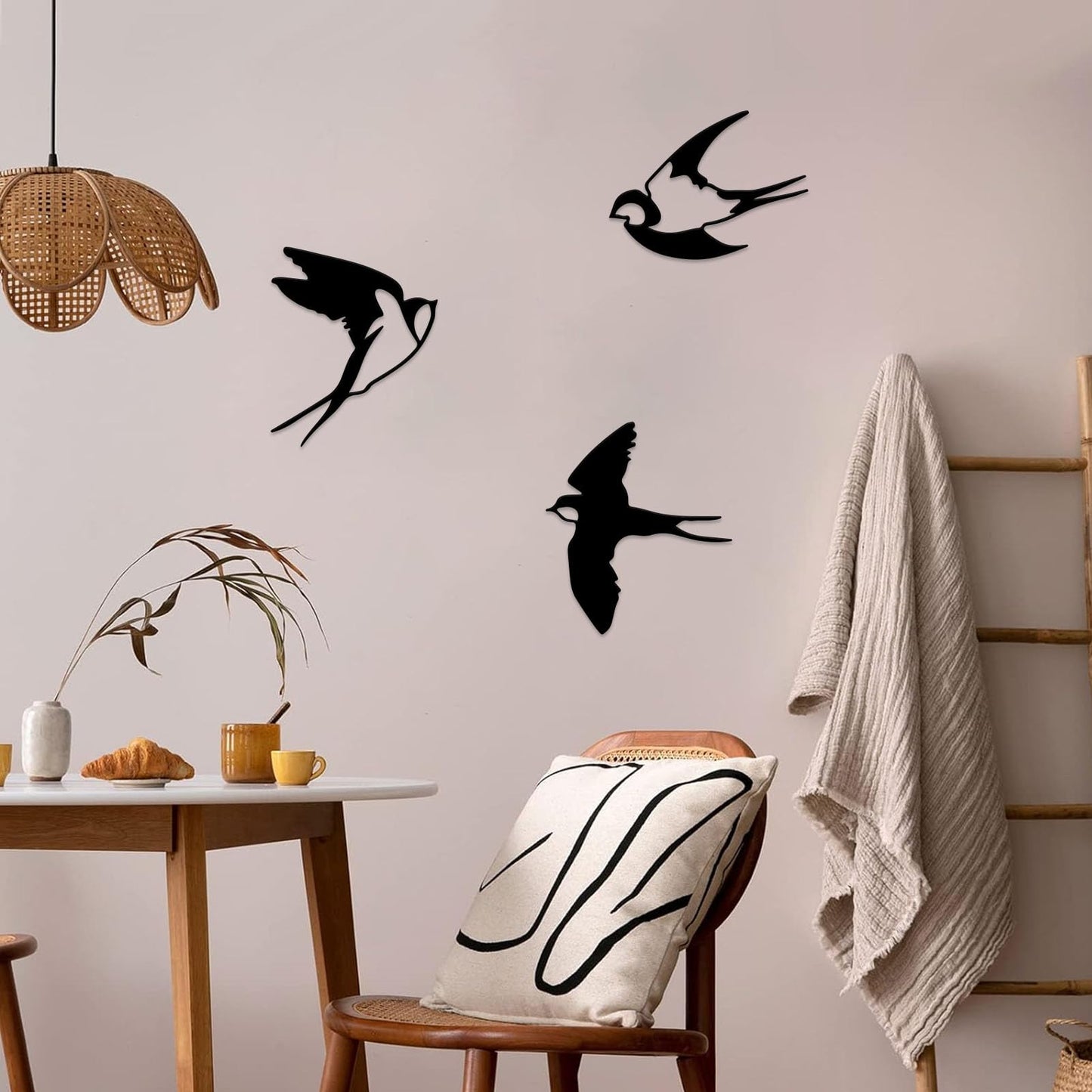 ESTART Birds Metal Wall Decor, 5 Pcs Black Birds Metal Wall Art Outdoor Hanging Decorative Bird Wall Sculpture for Home Kitchen Patio Bedroom Living Room Bathroom Garden