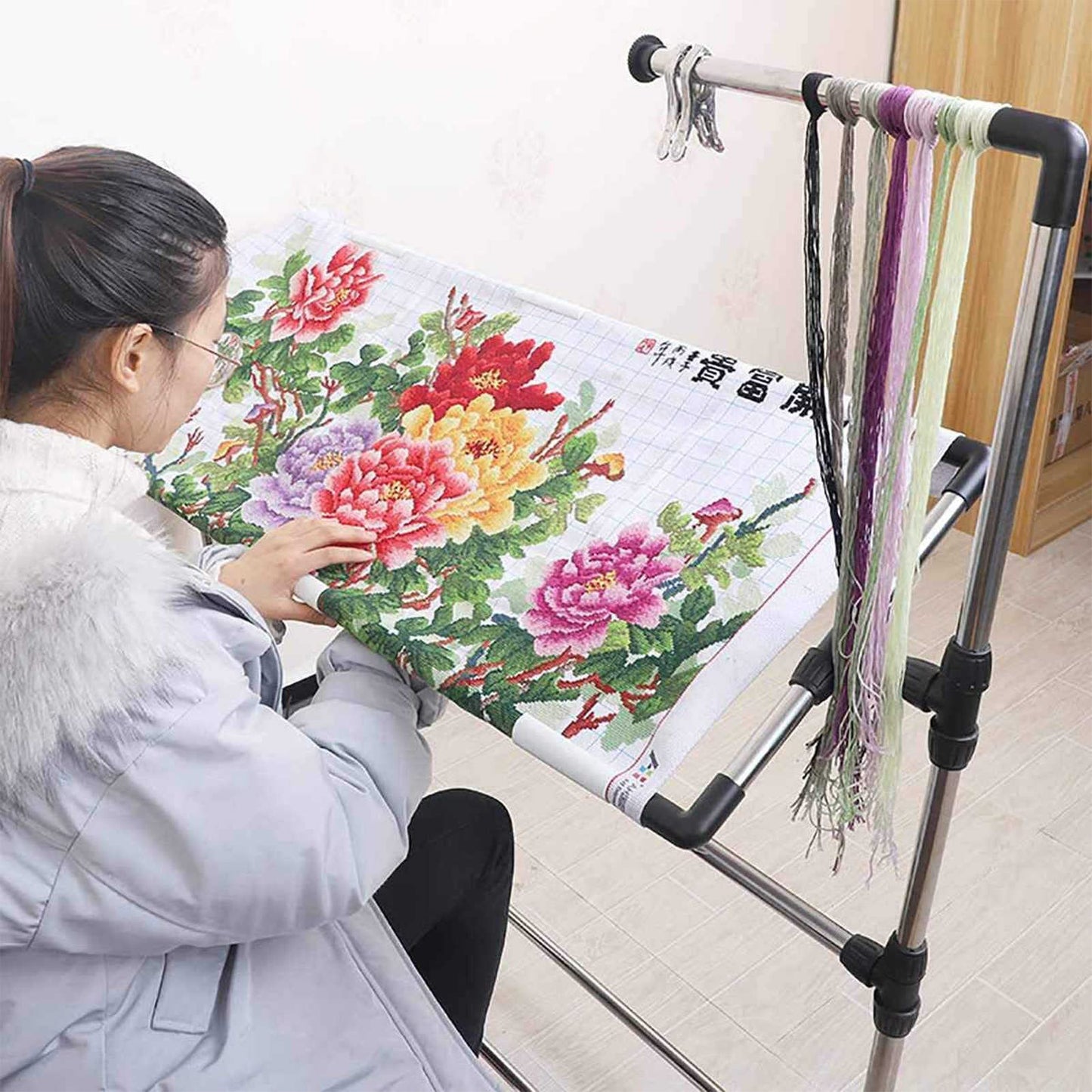 Adjustable Needlework Floor Frame, for Embroidery and Cross Stitch, Standing Craft Stand and Lap Table for Sewing and Art, Convenient Holder for DIY Projects.