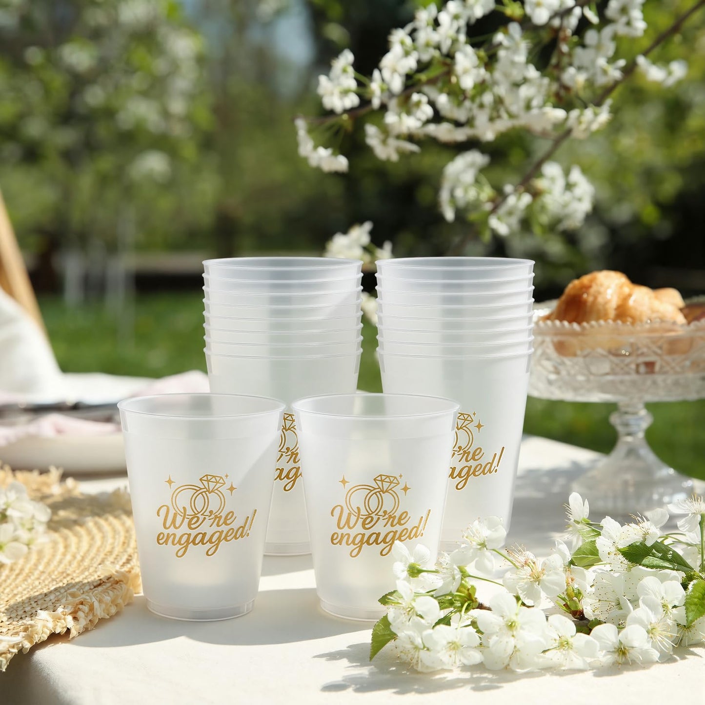 Yungyan 24 Pcs 16 oz We Are Engaged Cups Cute Bride Reusable Plastic Frosted Cups for Bachelorette Party Supplies Favors Wedding Bridal Shower Decoration (Engaged Party)