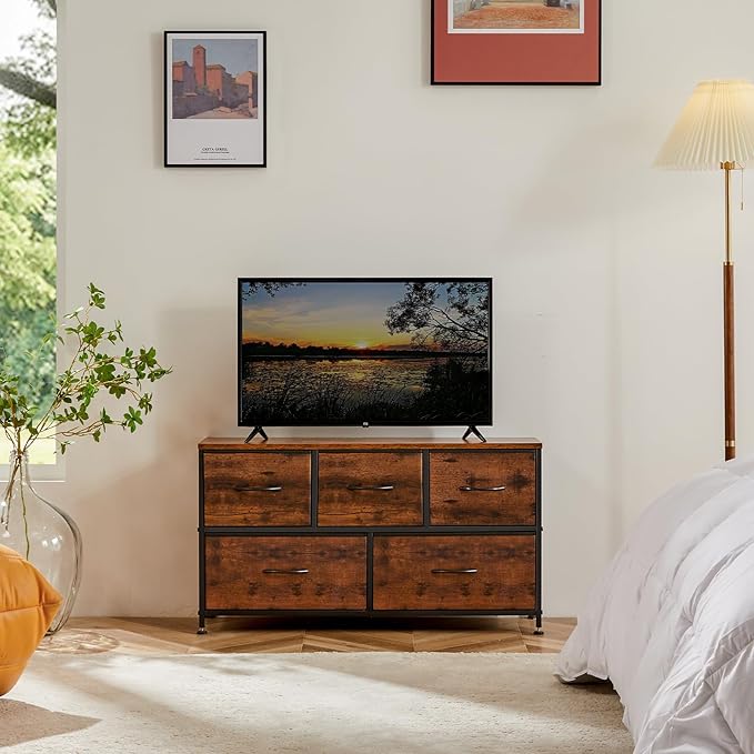 OLIXIS 5 Drawer Dresser for Bedroom, Wide Fabric Storage Tower with Wooden Top and Metal Frame, Closet Chest Organizer Furniture, TV Stand for Living Room Hallway, Brown