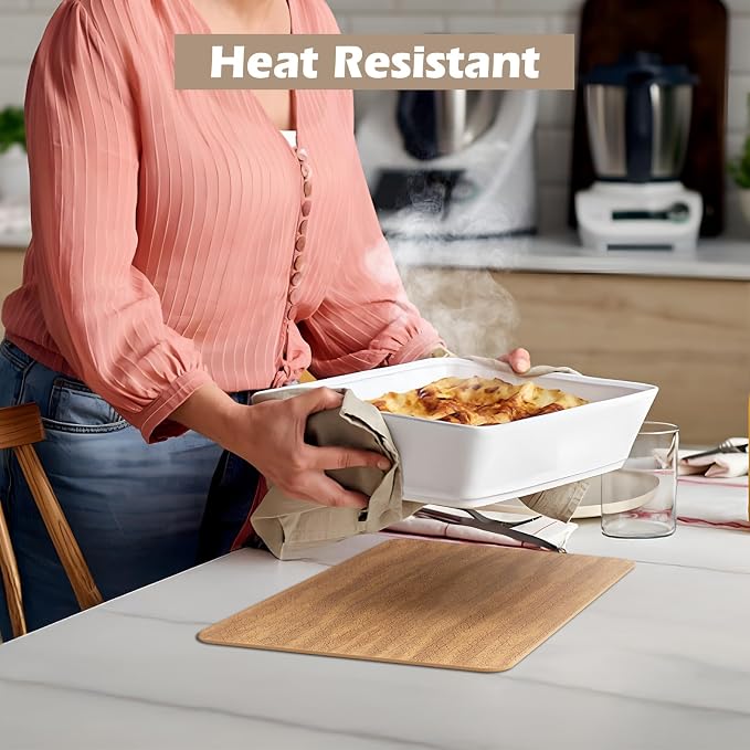 Aofmee Faux Leather Placemats Set of 6 - Waterproof - Wipeable - Washable - Heat Resistant - Anti Slip Stain Resistant Kitchen Dining Table Place Mats, Suitable for Indoor & Outdoor Use, Easy to Clean