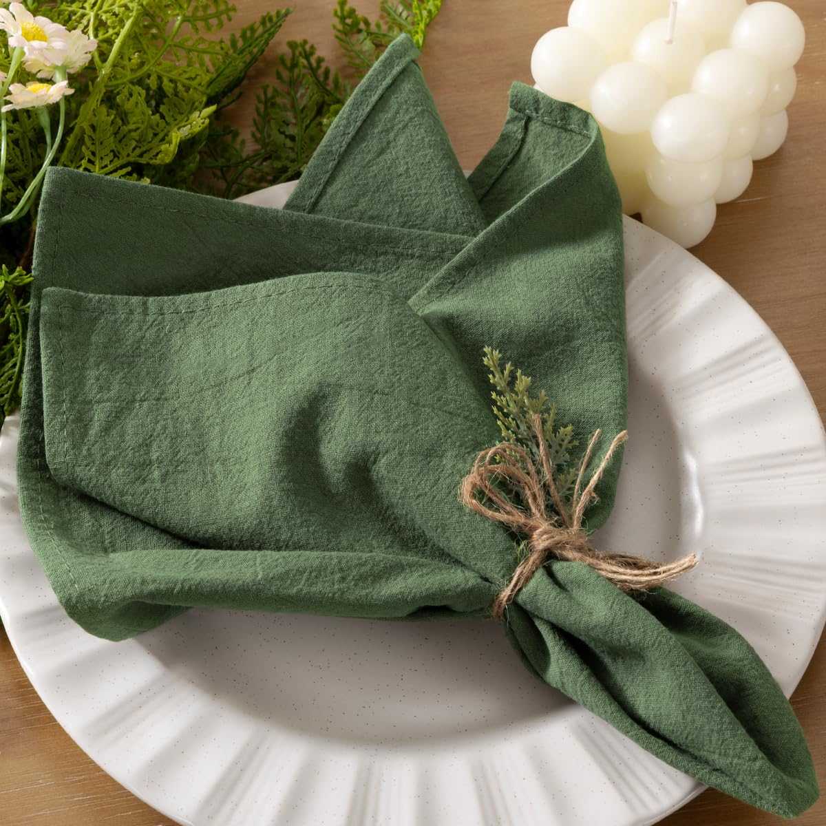 Socomi Cloth Napkins Green Fall Thanksgiving Washable Reusable Bulk Linen Cotton Napkins Set of 4 17"x17" for Wedding Party Bridal Baby Shower Birthday Dining Table Decorations