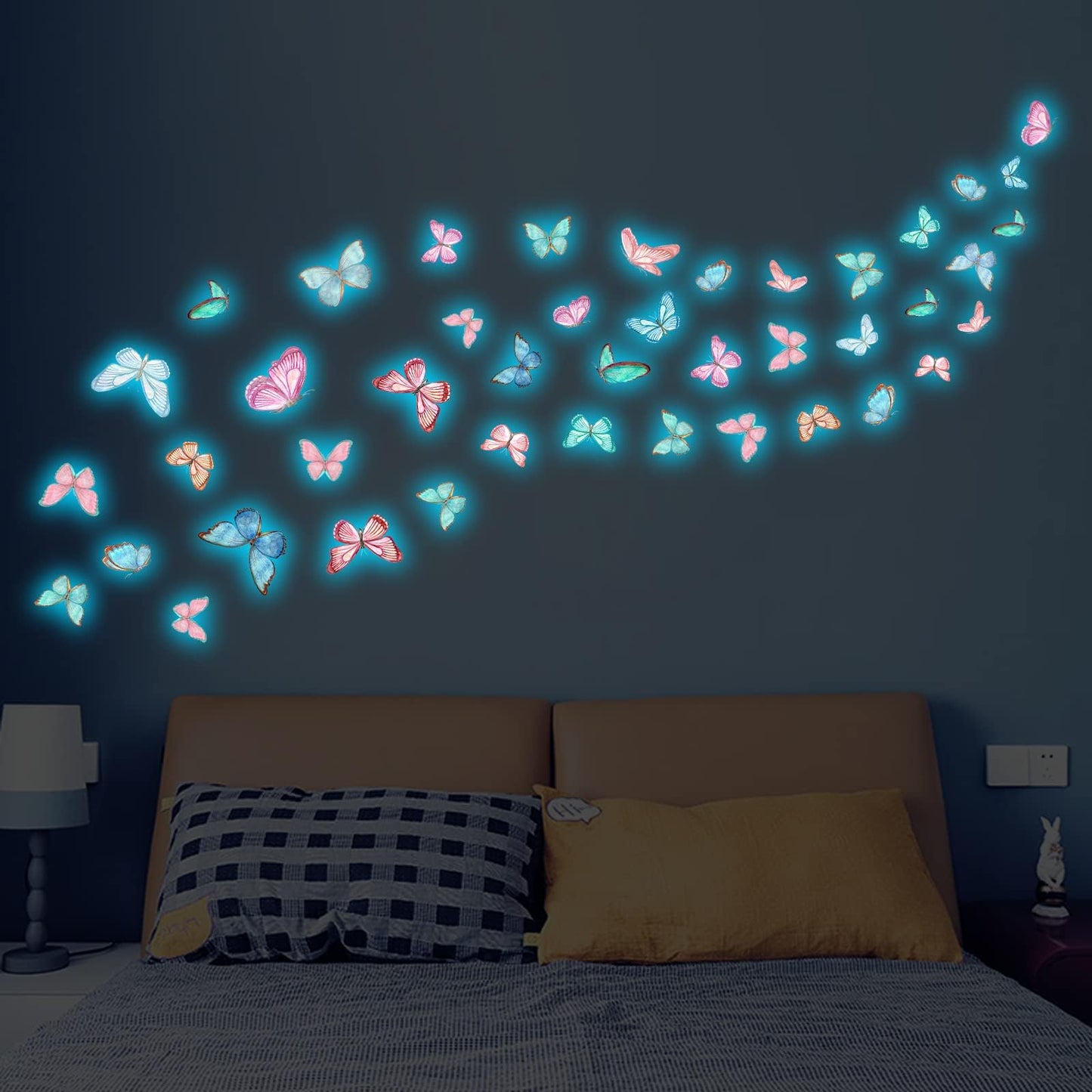 Glow in The Dark Butterfly Wall Decals Luminous Butterfly Wall Stickers Wall Art Decor for Bedroom Bathroom Decorations
