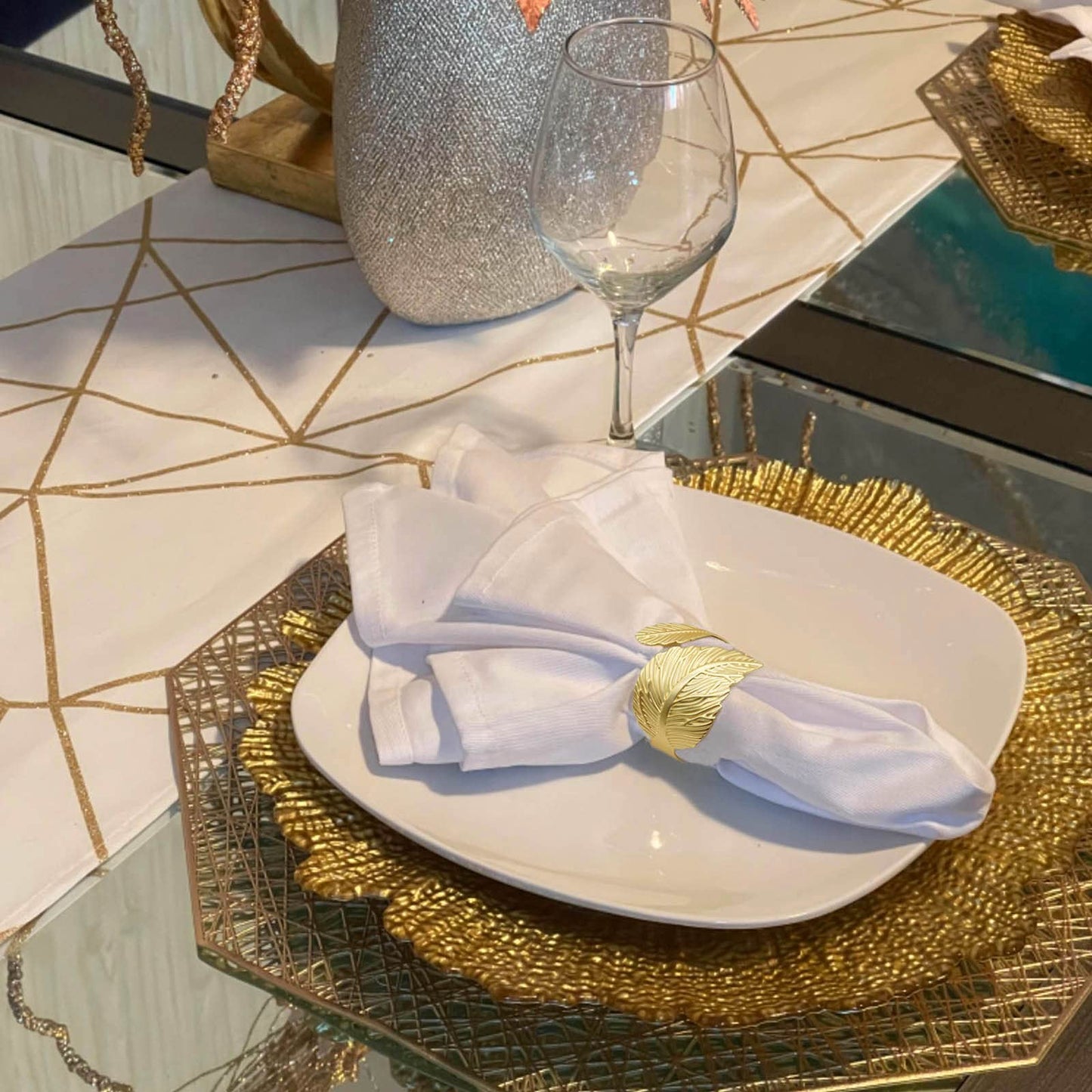 Utalek Gold Leaf Napkin Rings Set of 12, Leaves Napkin Rings for Table Setting, Metal Leaf Napkin Holder Rings for Holiday Party,Wedding, Banquet, Formal or Casual Dinning Table Decor (Gold)