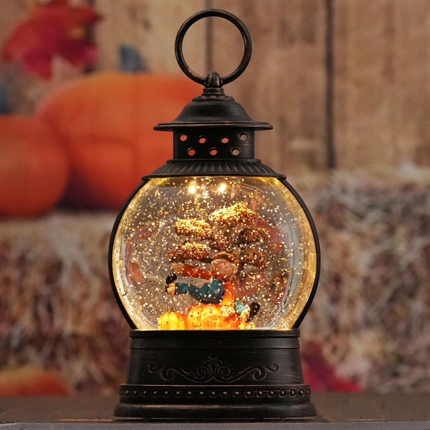 Thanksgiving Decorations Snow Globes, Light Up Snow Globe Lantern with Scarecrow Pumpkin, 6H Timer, USB & Battery Operated Fall Decorations for Autumn Thanksgiving Harvest…