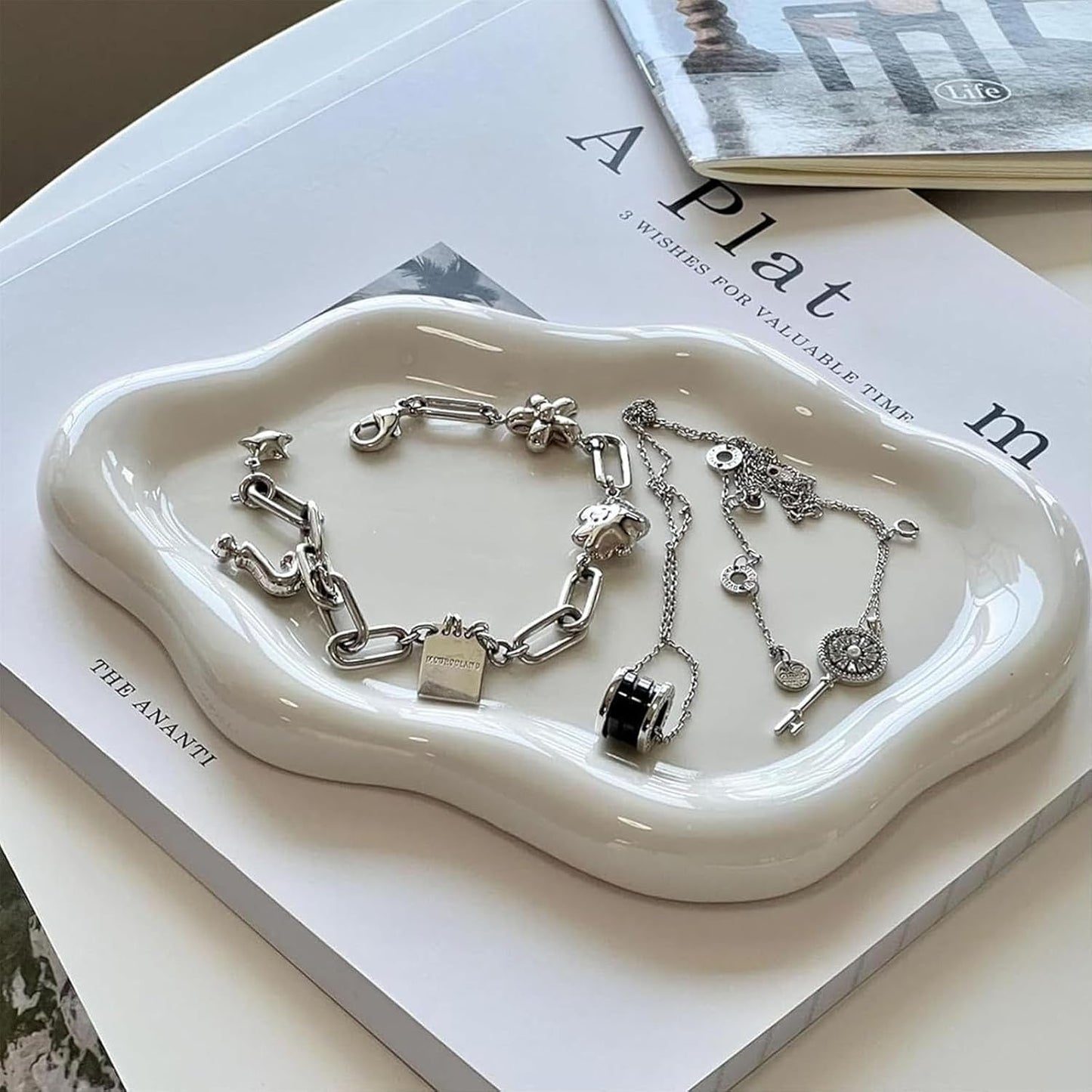 BESSKON Small Jewelry Dish for Women, Gifts for Mom, Ceramic Jewlery Tray Ring Holder, Vanity Ring Dish Cute Cloud Tray, Nightstand Decor Trinket Bowl for Earrings, Perfume, Keys, White Jewelry Plate