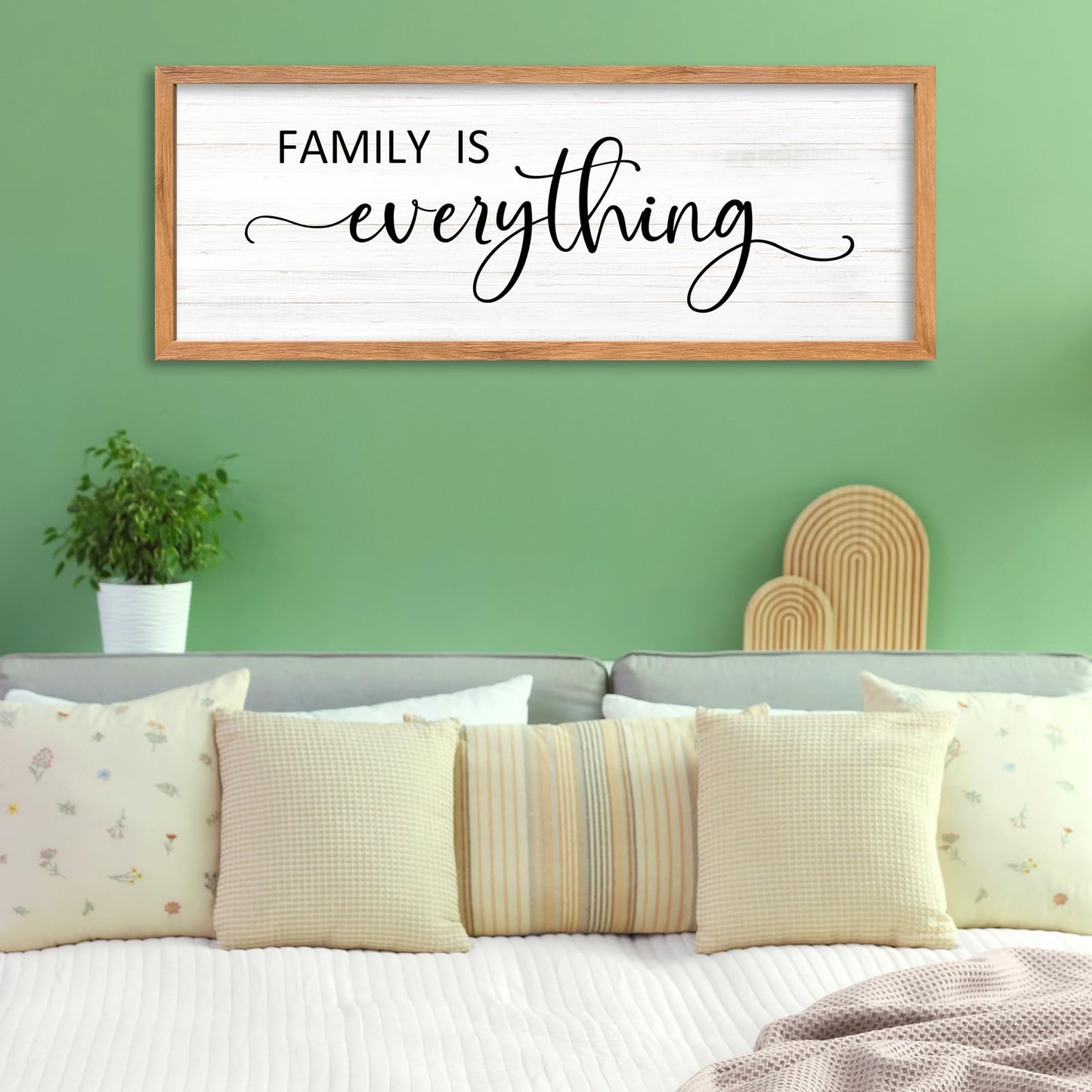 AuraPeak Family Is Everything Wall Decor Rustic Dining Room Sign for Horizontal Home Living Room Entryway Hallway Wood Hanging Plaque Wall Art Decoration (Wood 40"×15")