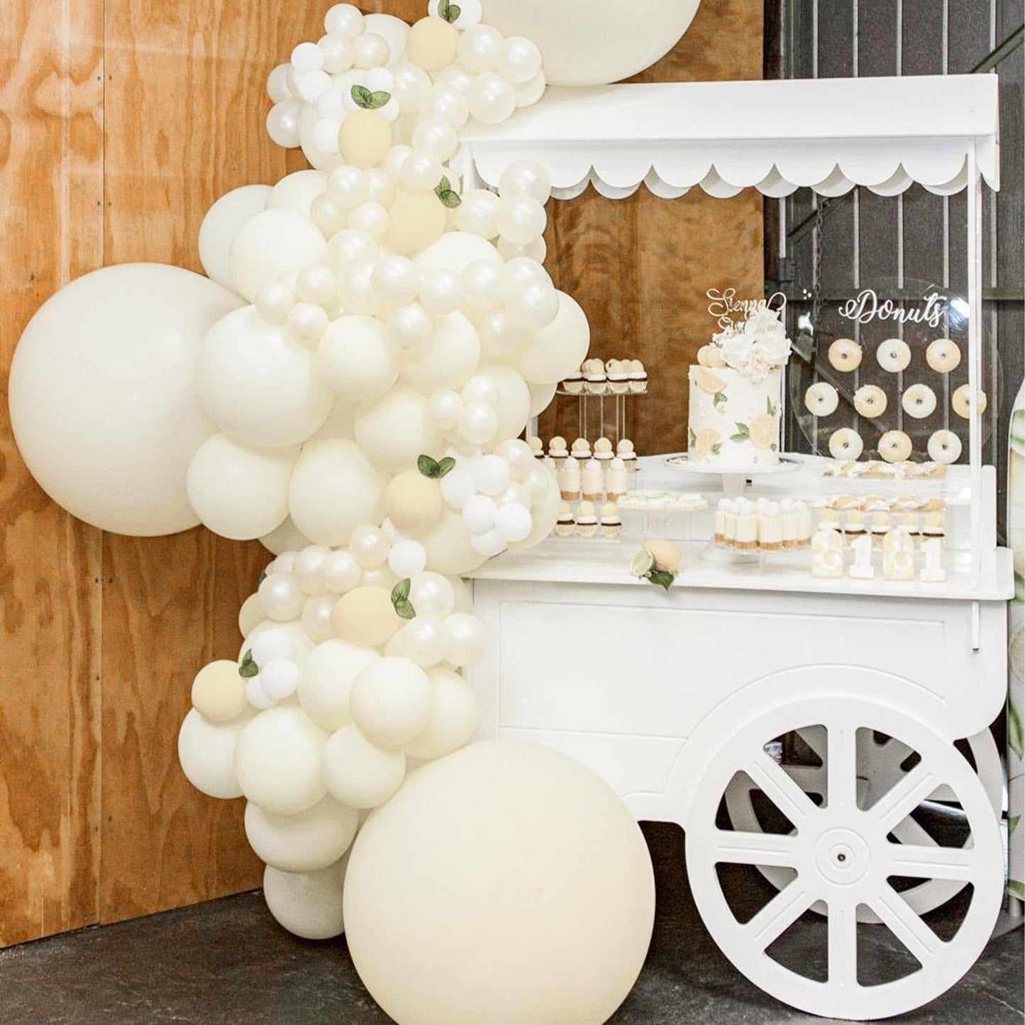 PartyWoo Beige Balloons 155pcs Different Sizes of 18 12 10 5 Inch Cream Ivory Balloon Arch Kit Garland for Wedding Bridal Graduation Baby Shower Easter Birthday Tea Boho Party Decorations White-Q08