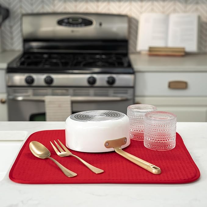 S&T INC. Dish Drying Mat XL, 18” x 24”, Absorbent Microfiber Kitchen Counter Mat, Dish Drying Pad for Dishes, Utensils, Pots and Pans, Extra Large, Red