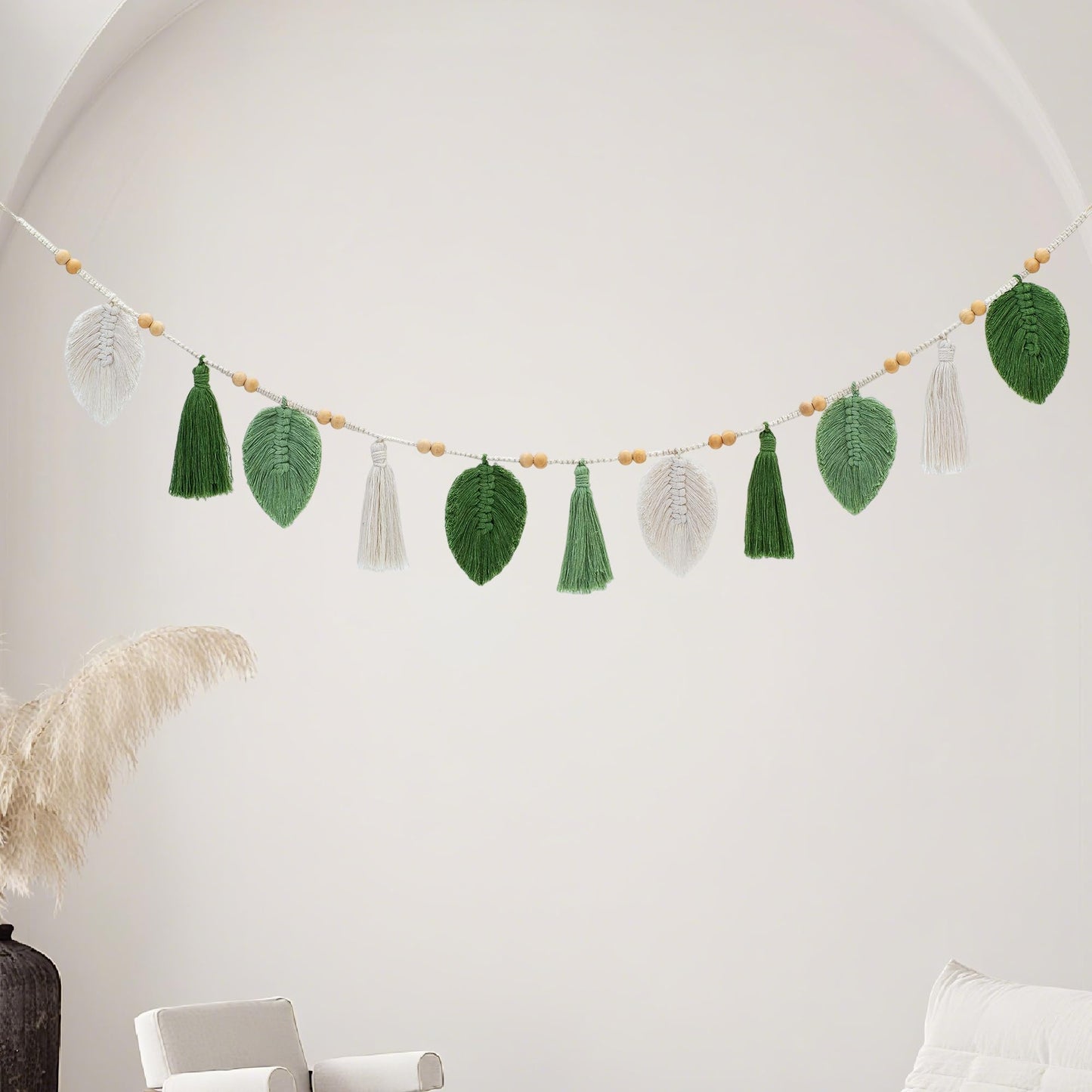 Hzzycaxli Macrame Wall Hanging Boho Leaves Woven Tapestry, Handmade Woven Leaf Wall Art Decorations for Nursery Apartment Dorm Living Room Bedroom