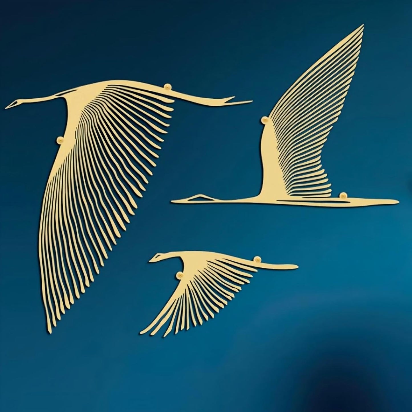 Pelopy 3 Pcs Gold Flying Birds Metal Minimalist Bird Art Wall Decor Rustic Modern Home Decor for Living Room Bedroom Yard Garden Gift for Mother's Day Housewarming